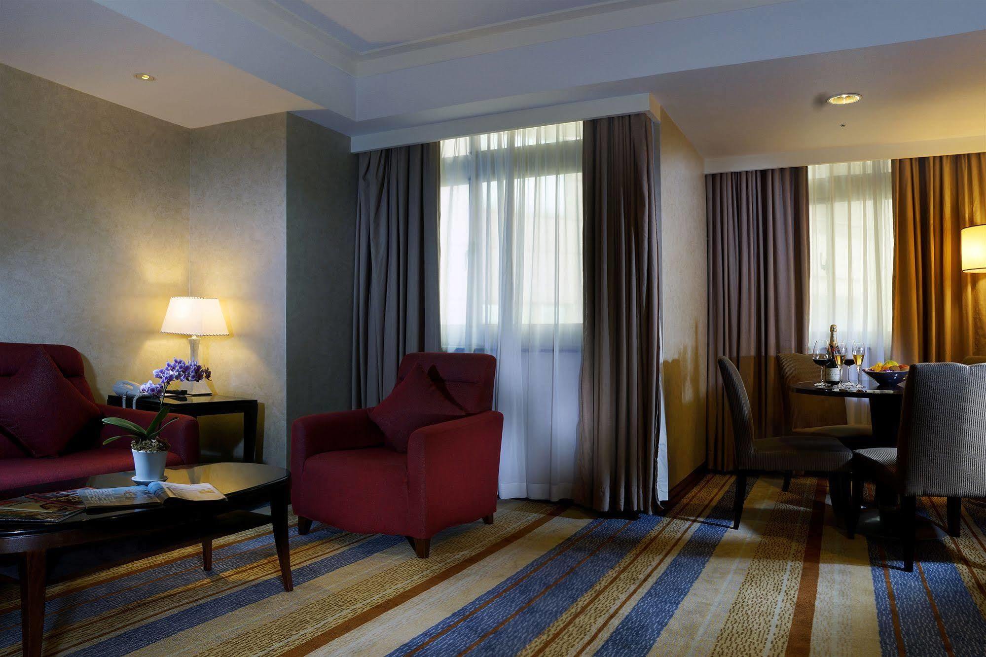 City Lake Hotel Taipei