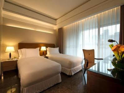 Aparthotel Leofoo Residences 4*