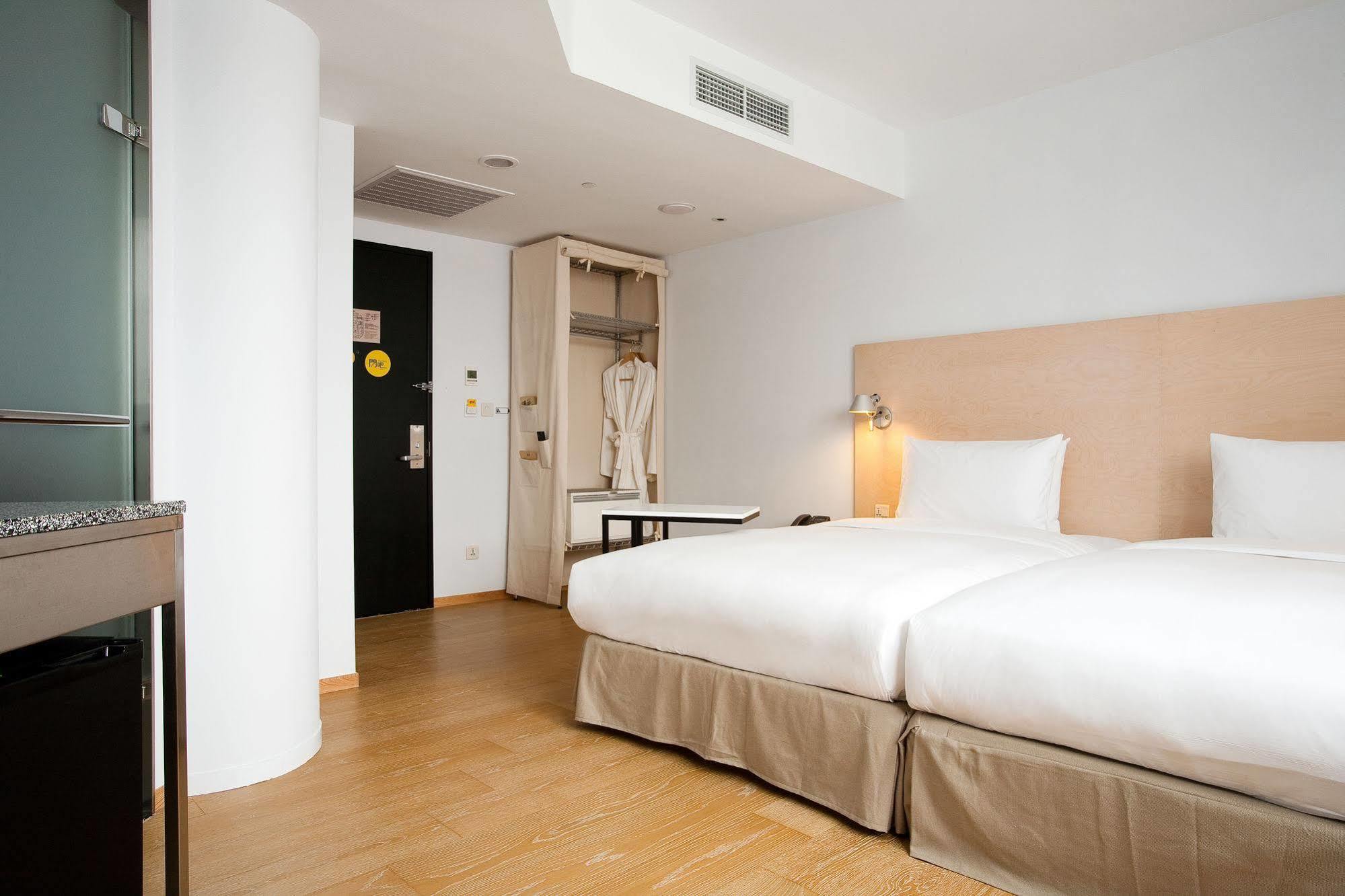 Amba Ximending Hotel 4*