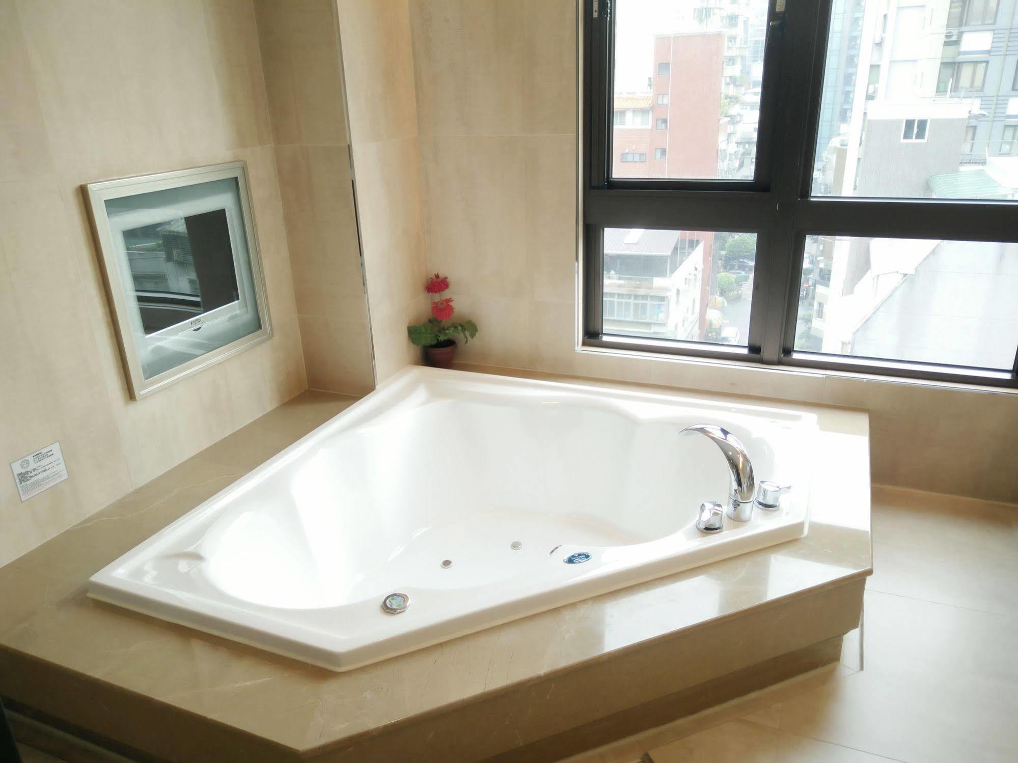 Beauty - Roumei Boutique 4*