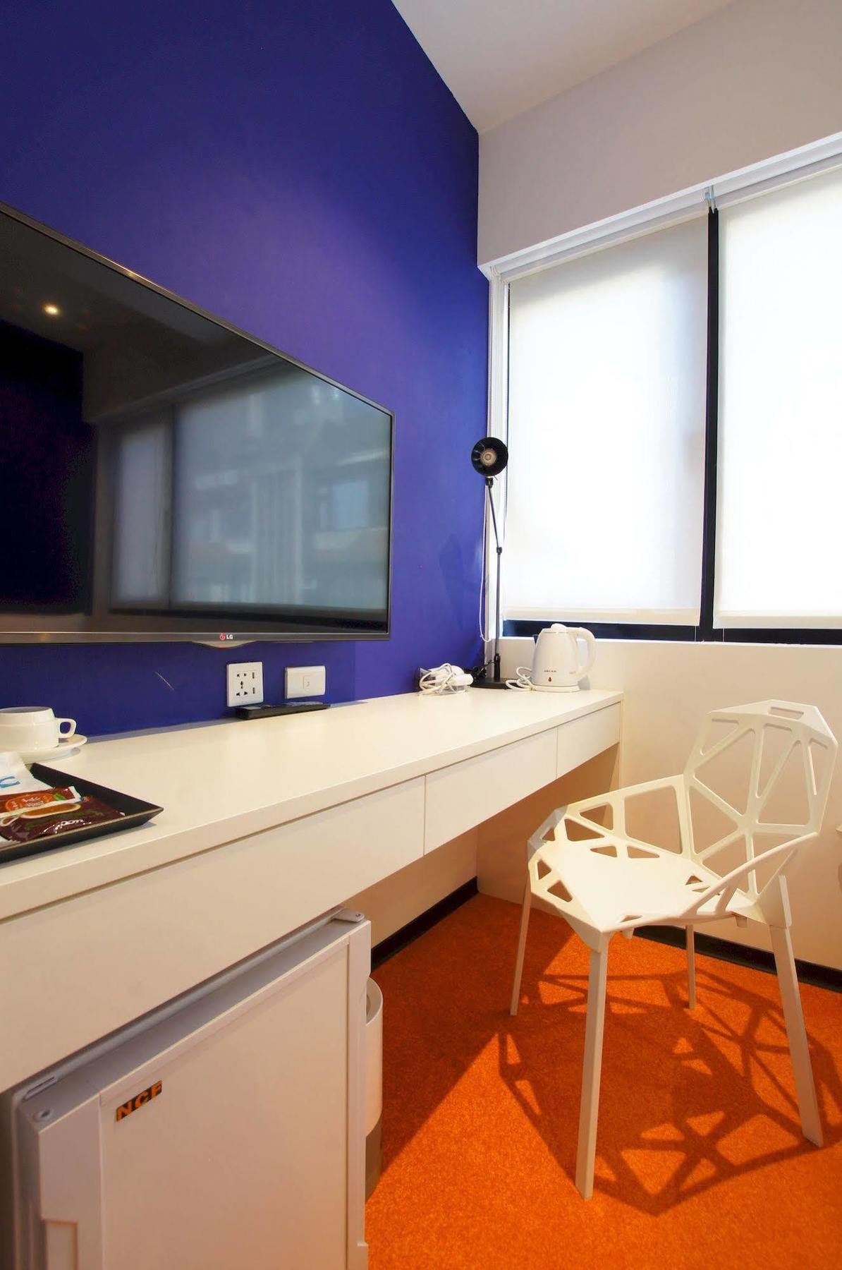 Color Fun Hotel