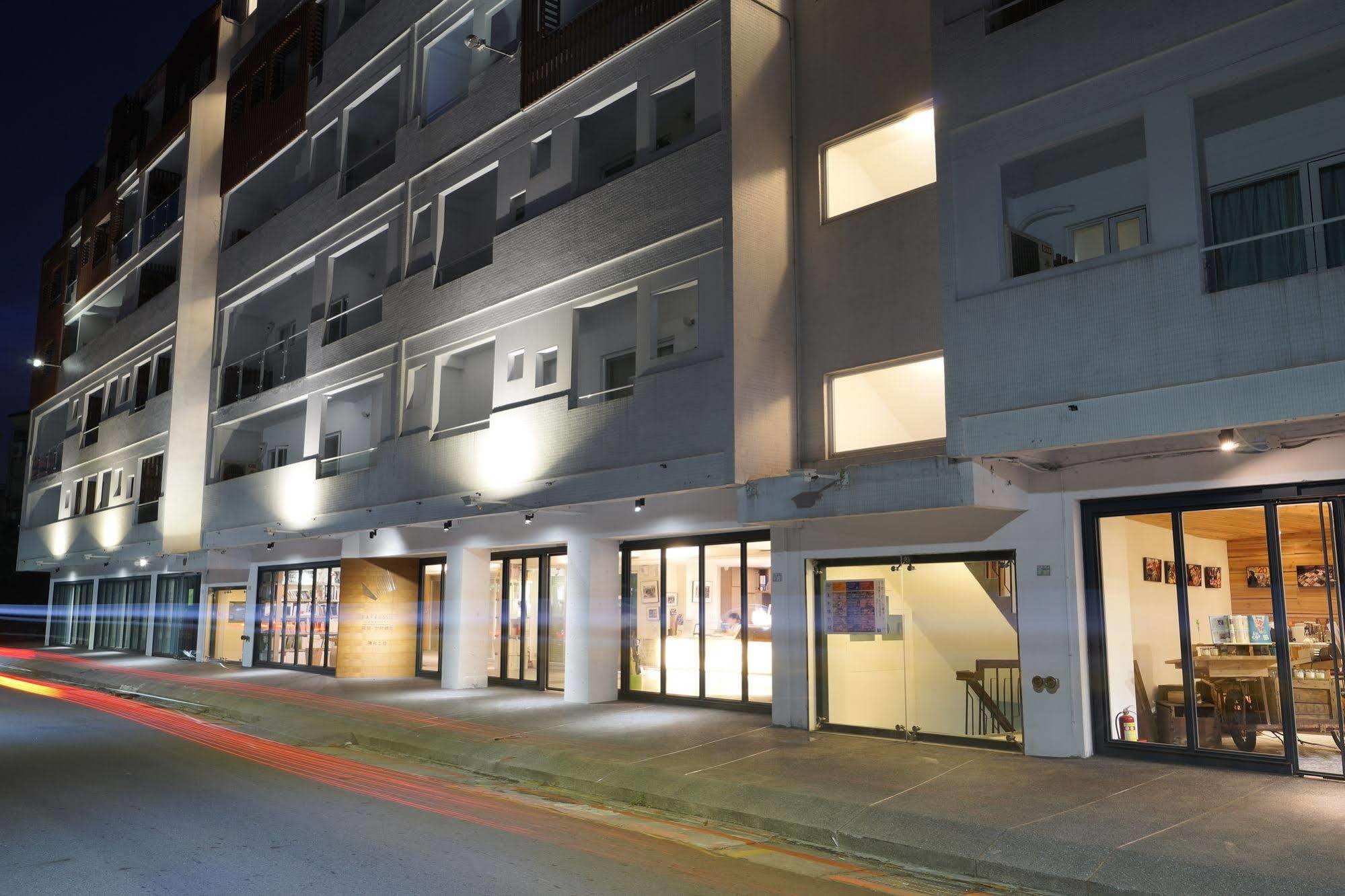 Papersun Hotel 3*