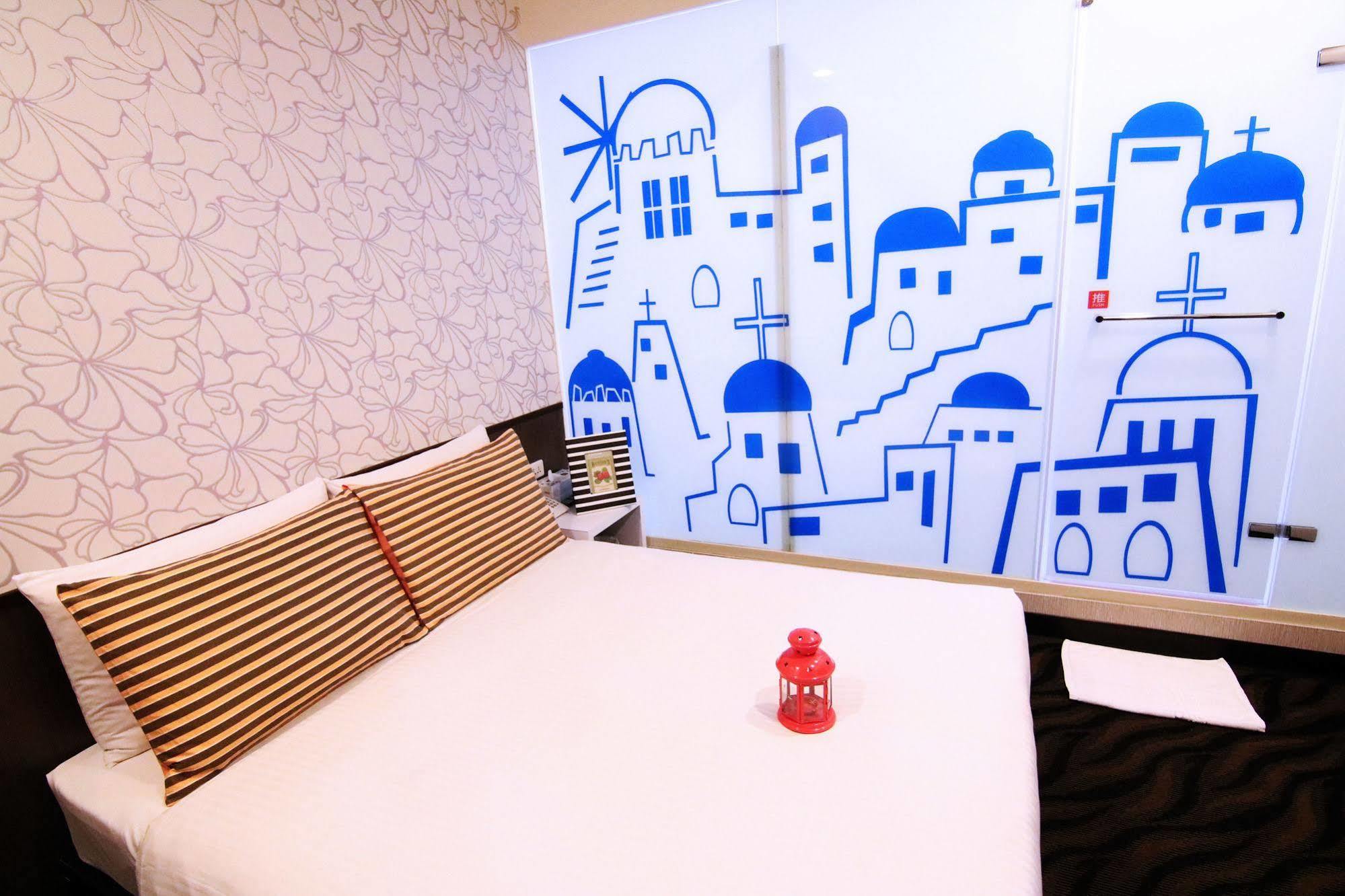 Hotel Dream Of Red Mansions