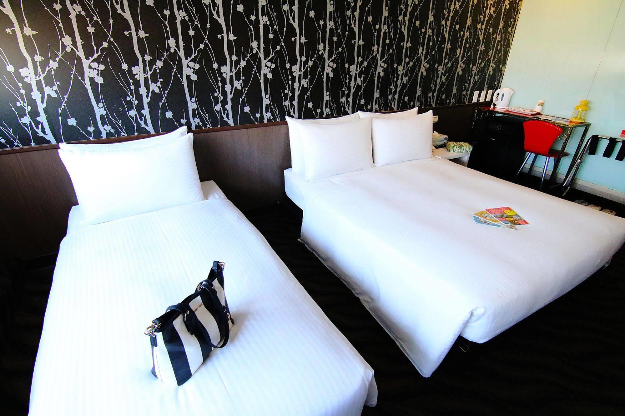 Hotel Dream Of Red Mansions 3*