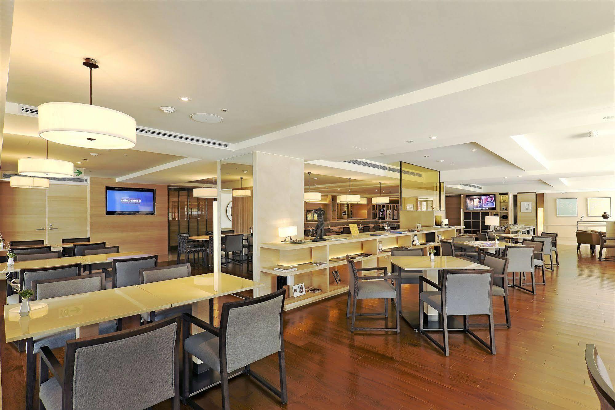 Cozzi Zhongxiao 4*