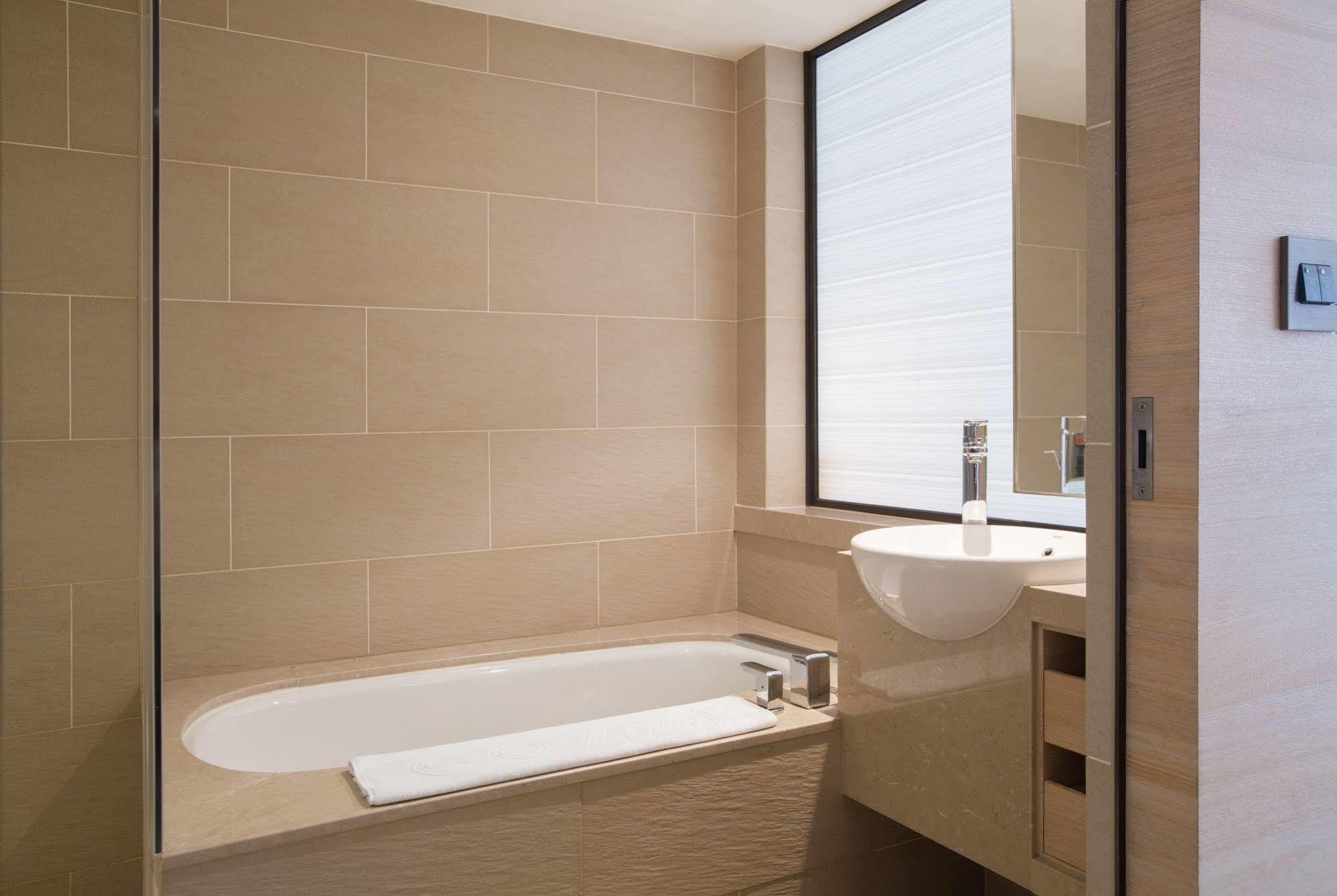 Cozzi Zhongxiao 4* Taipei