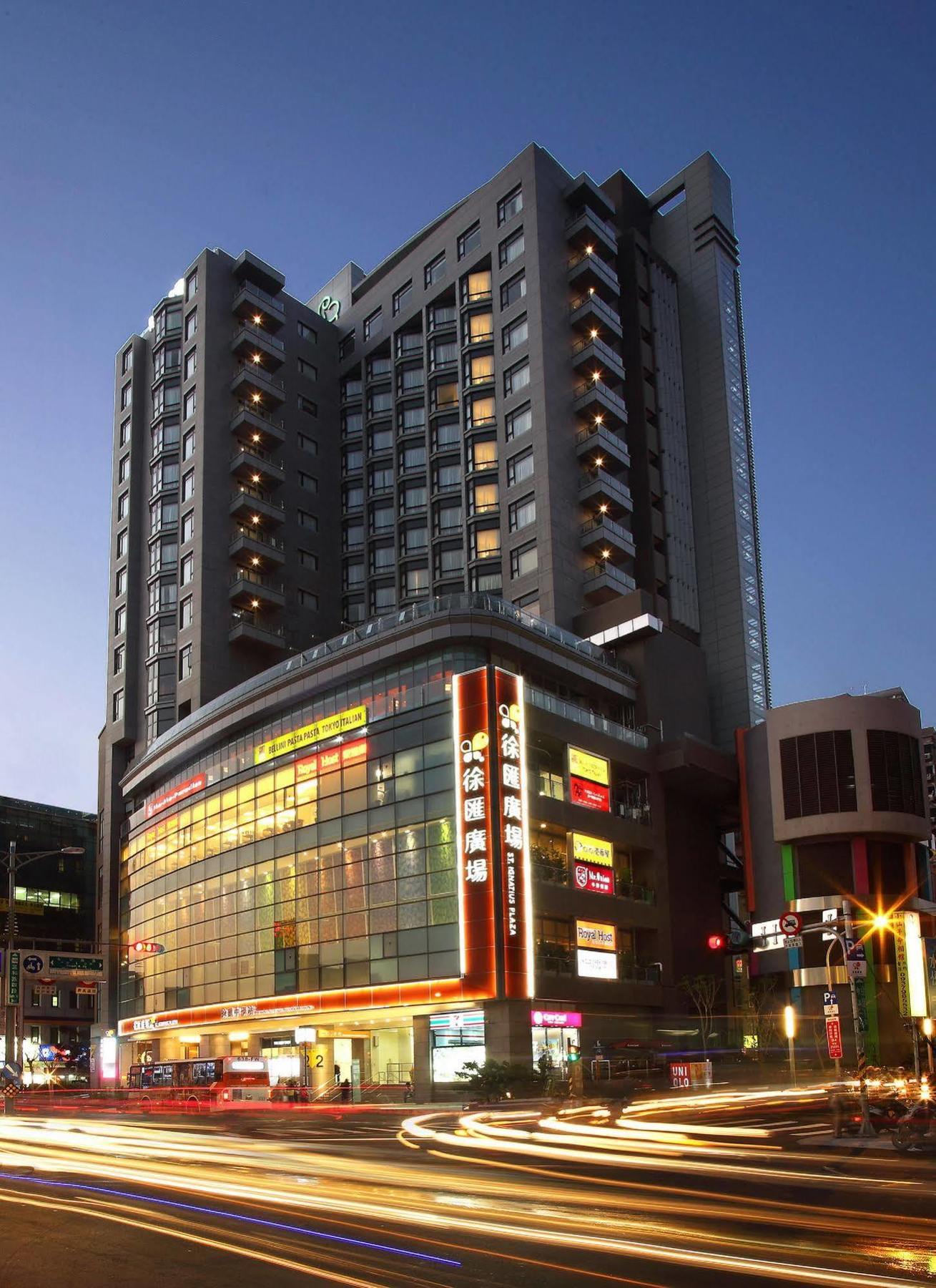 Hotel Two Tails Luzhou 4*
