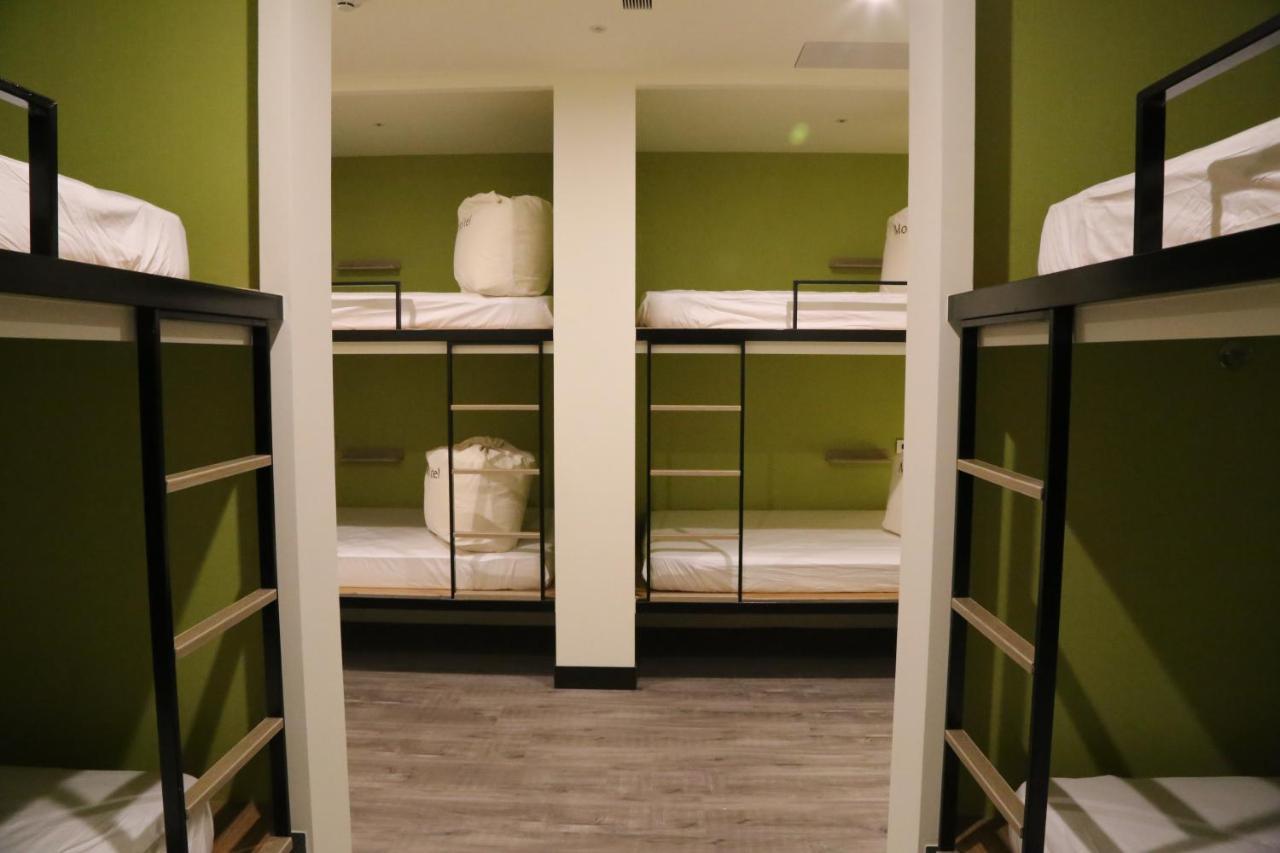 Mono Capsule hotel 3*