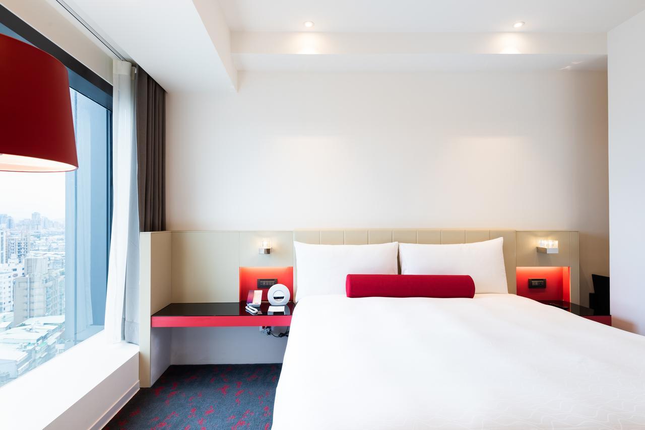 Caesar Metro Hotel 5*