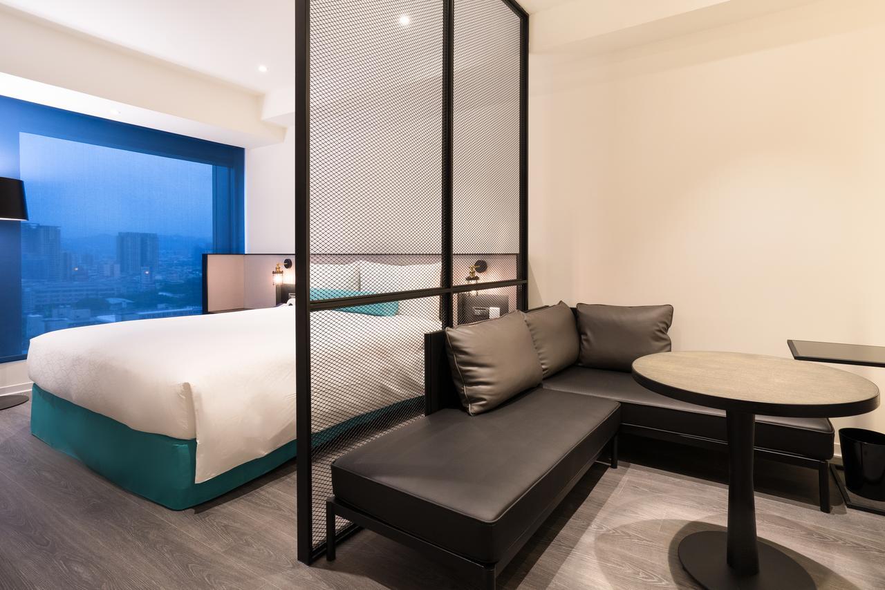 Caesar Metro Hotel 5*