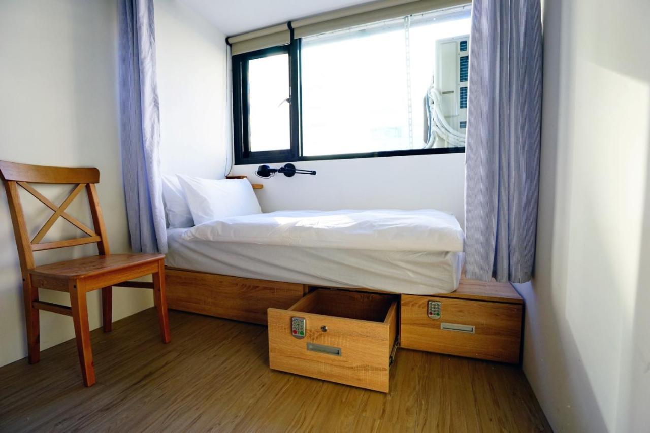 Hospedagem domiciliar Forty-Four Sharehouse *