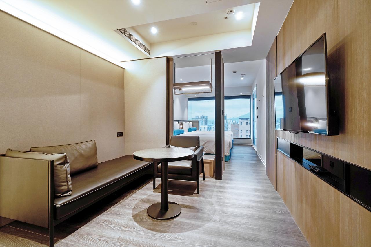 Hotel Caesar Metro 5*