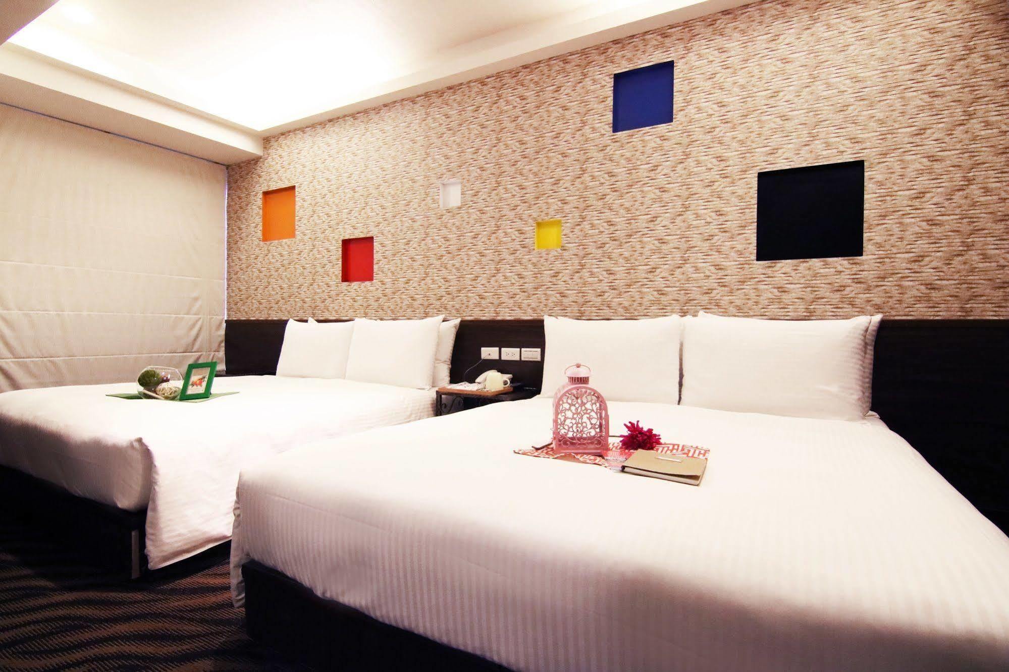 6 - Ximen Hotel
