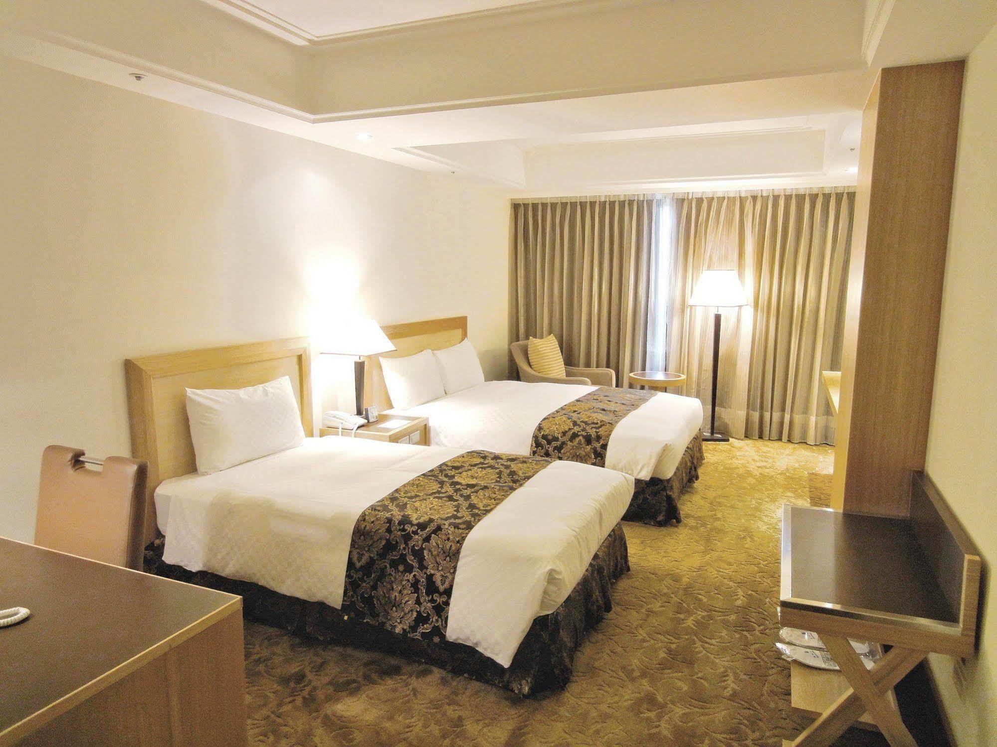 Hotel Golden China 4*