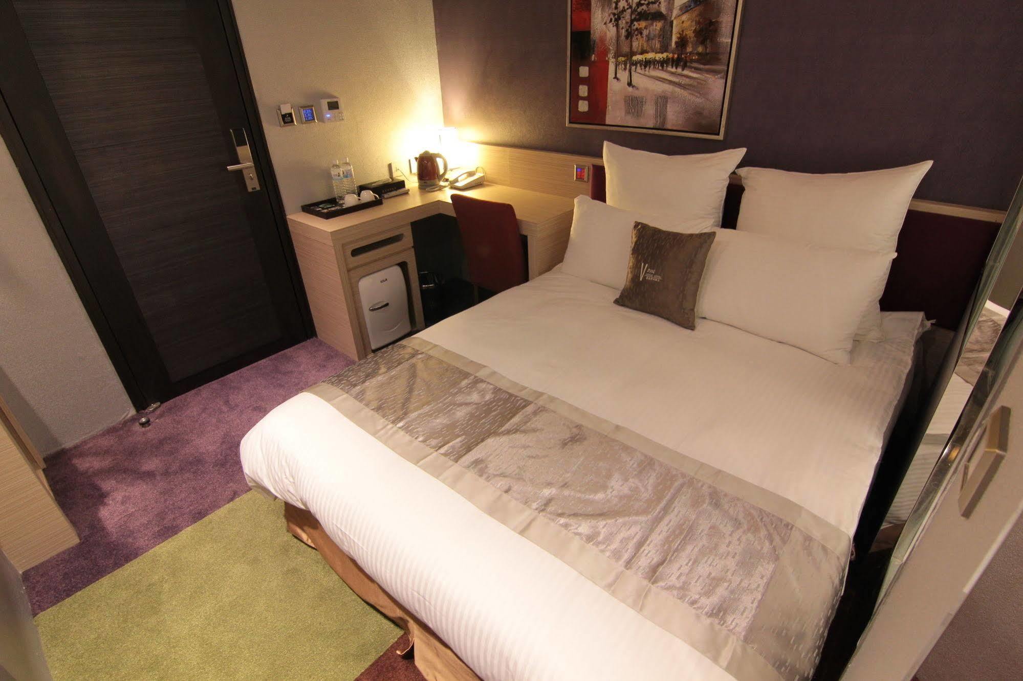 V-one Vogue Hotel 3*