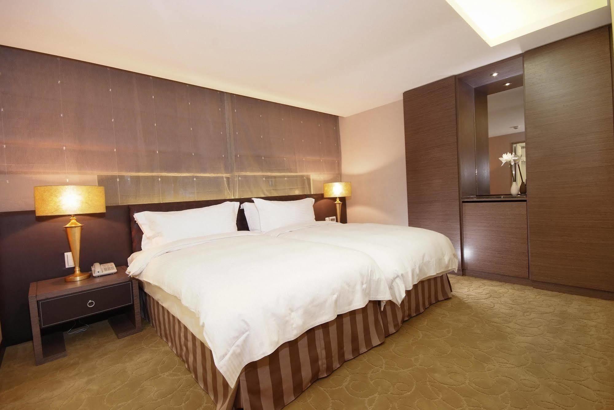 Hotel The Metro - Branch Taipei