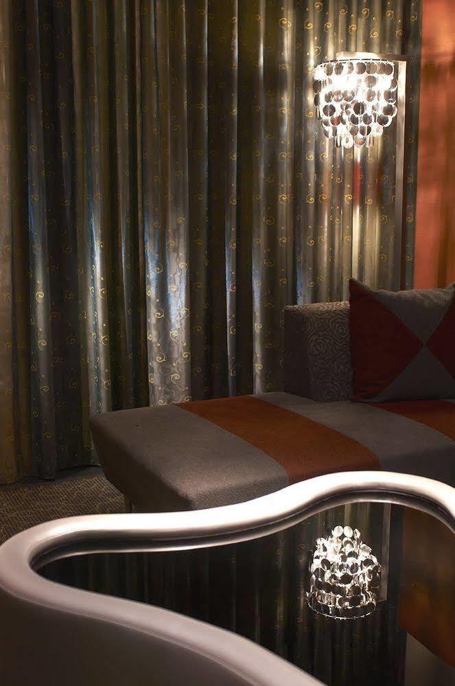 Motel Tango 4*