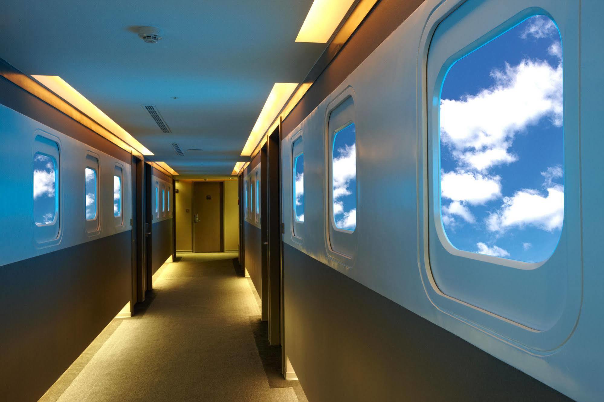 Ximen Airline Hotel 3*