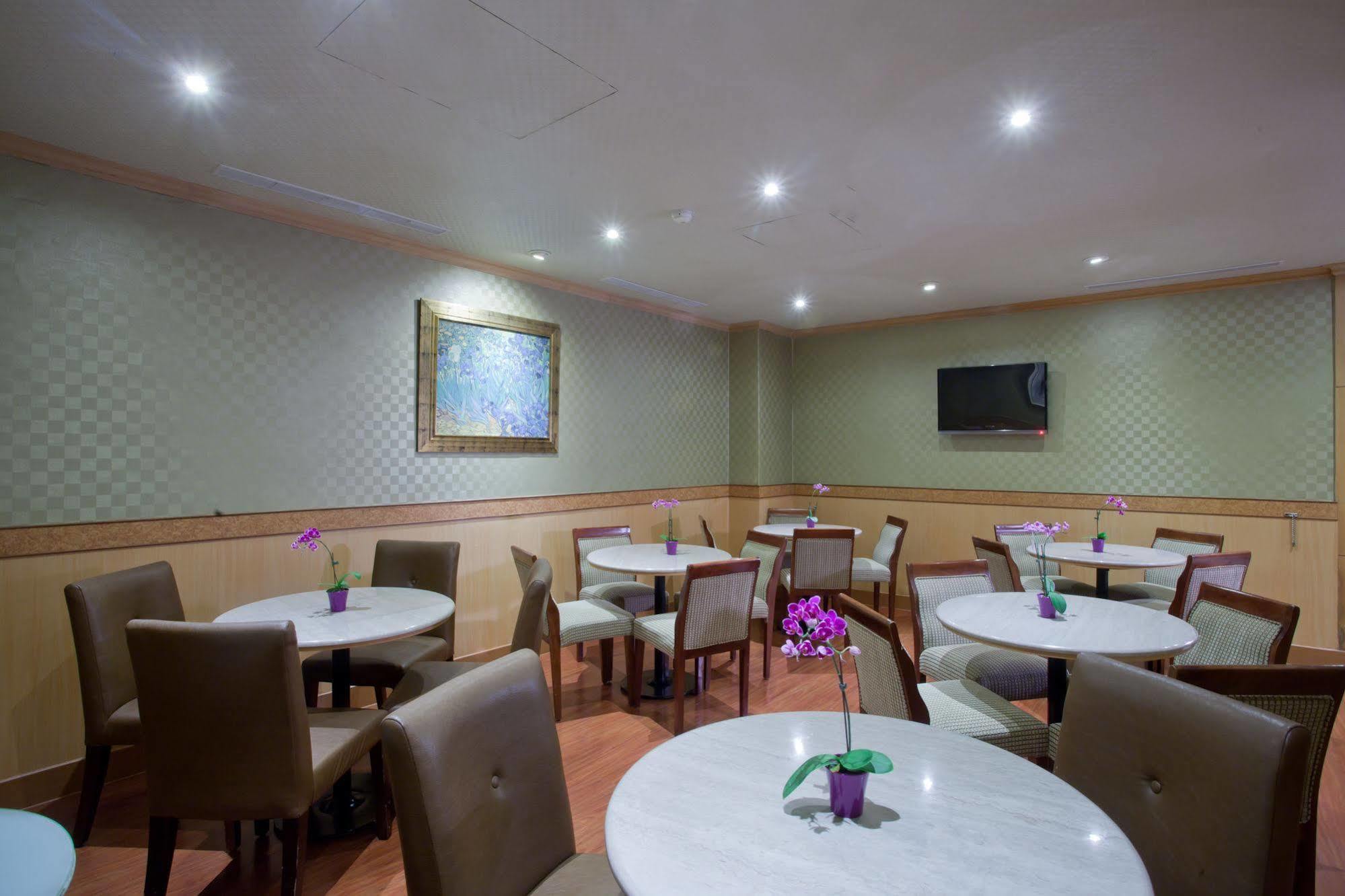 Hope Fushing Hotel