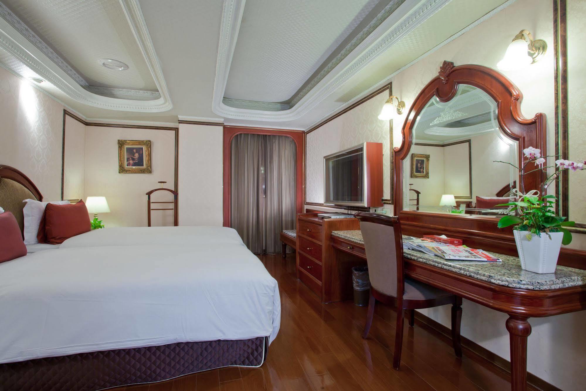 Happiness Hotel Taipei