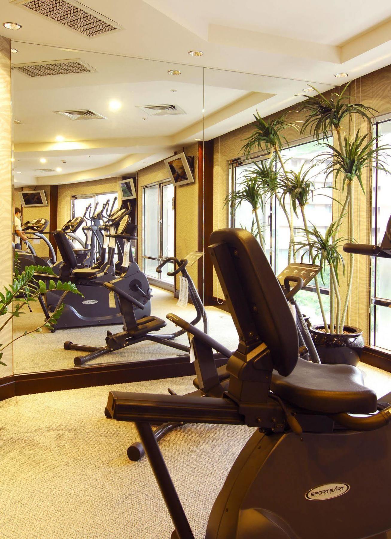 Hotel Grand Forward