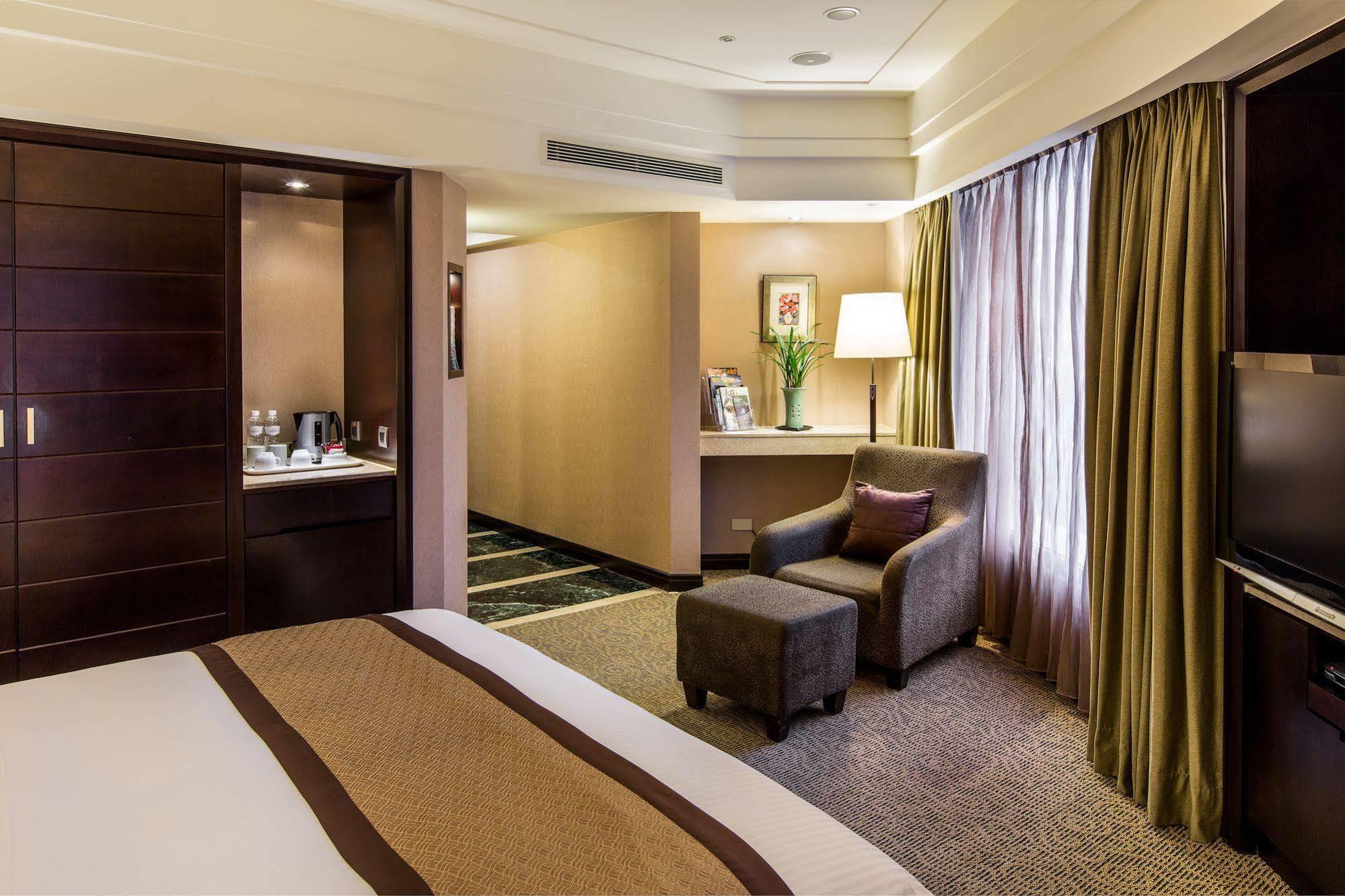 Grand Forward Taipei