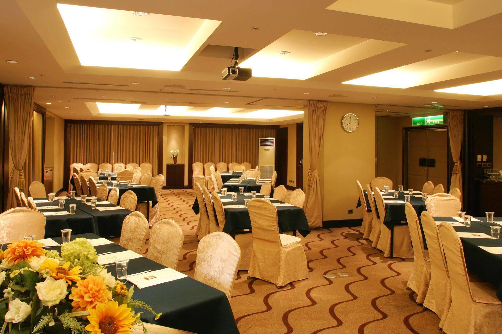 Grand Forward Hotel Taipei