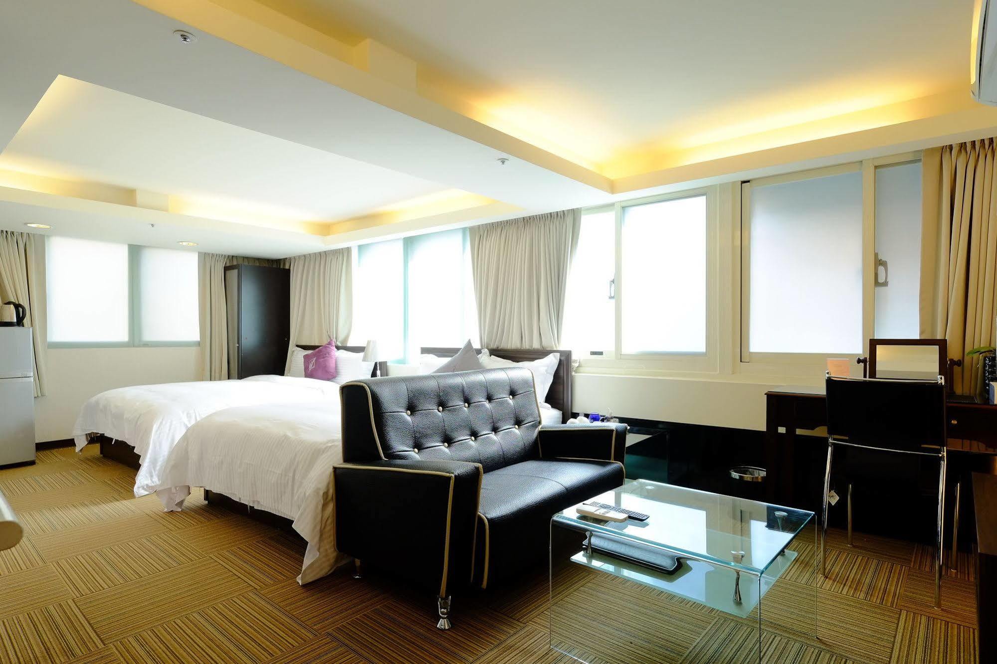 Hotel 意芙旅店 Ifinn