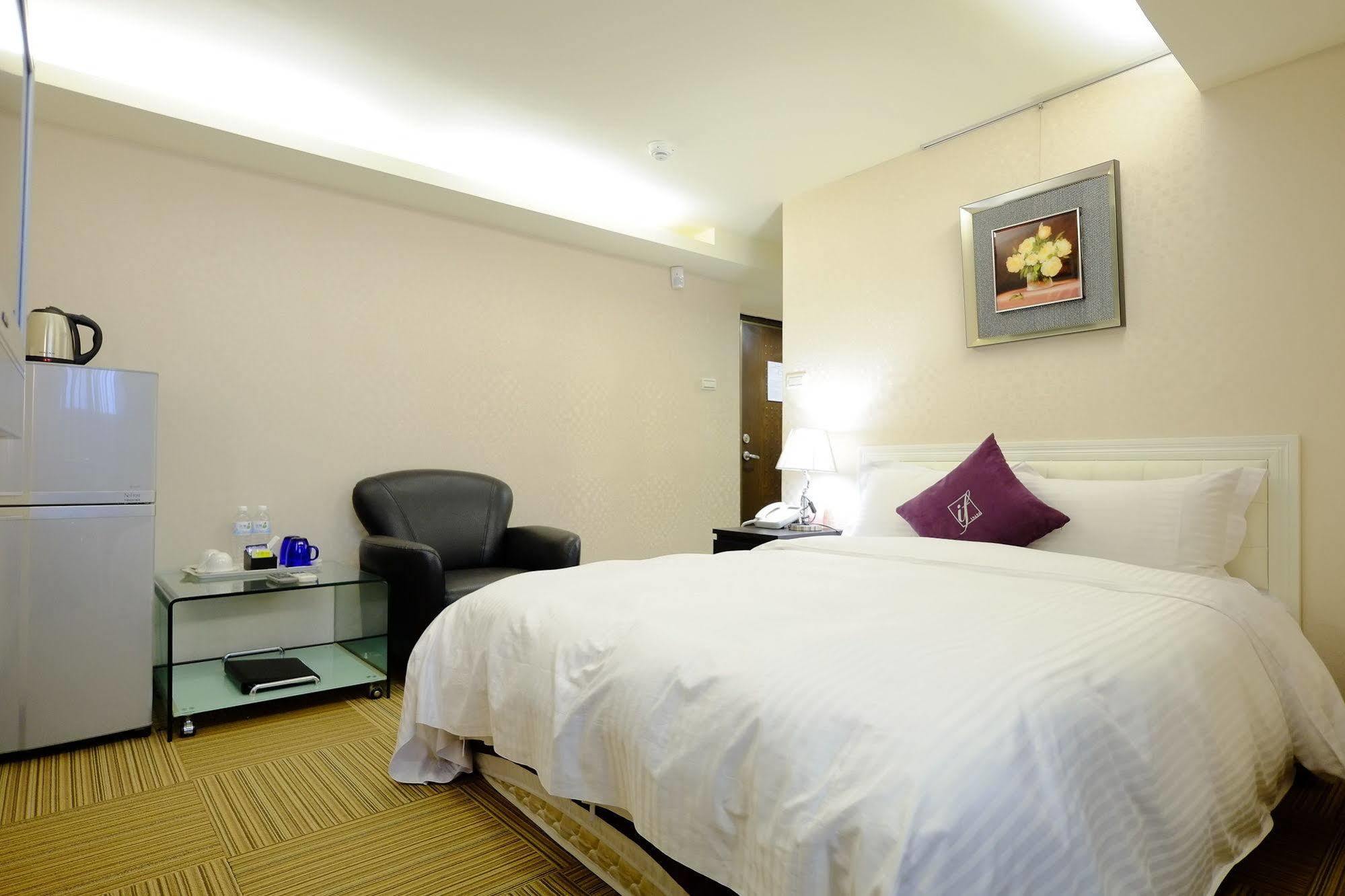 Hotel 意芙旅店 Ifinn 3*