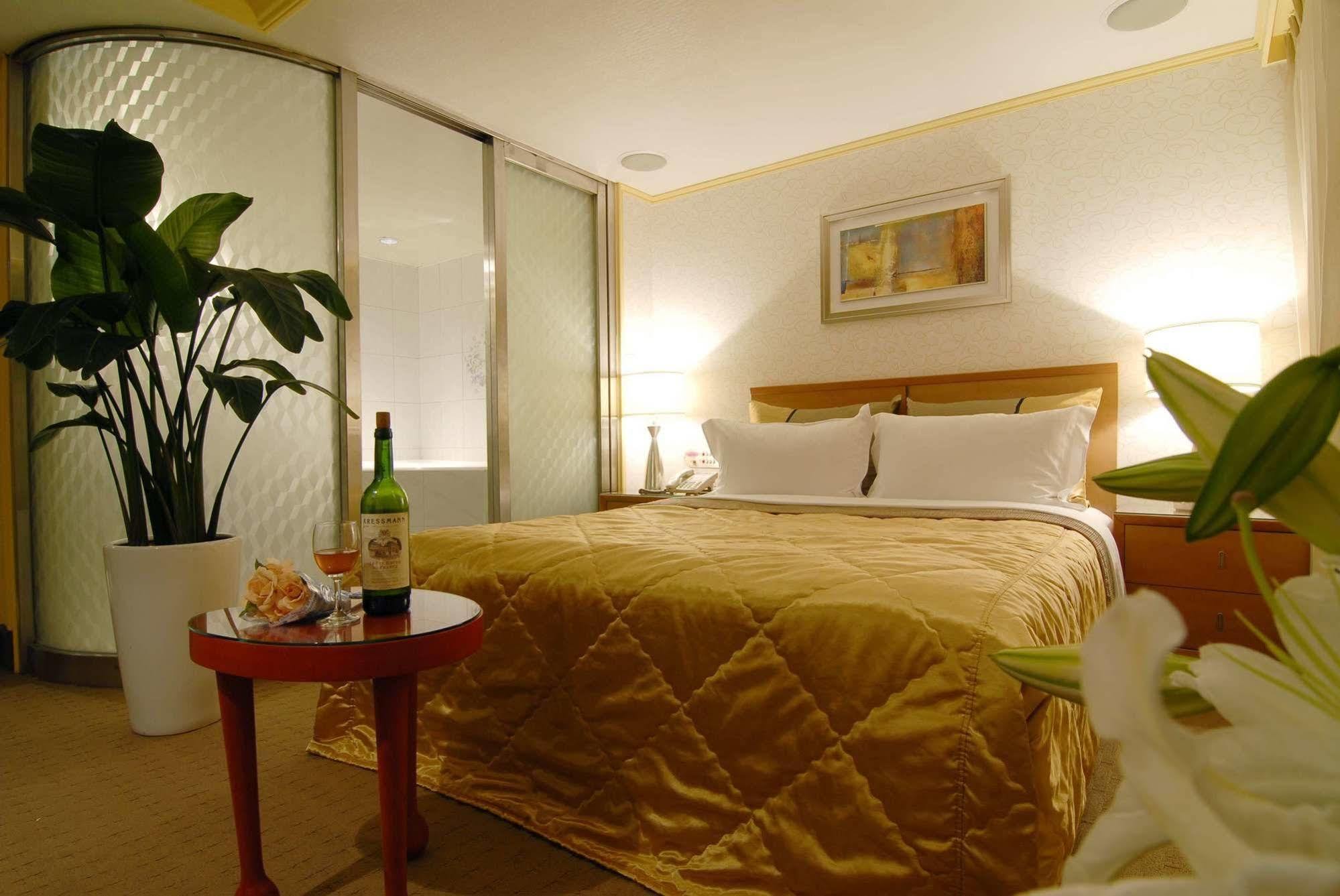 The Moon Hotel
