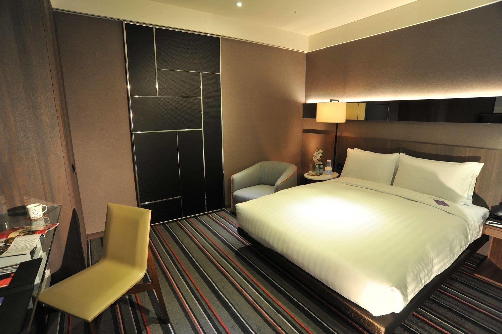 Westgate 4* Taipei