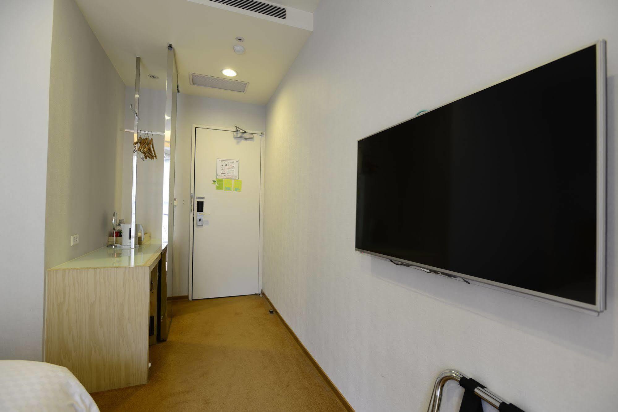 Dandy - Tianjin Branch 3*