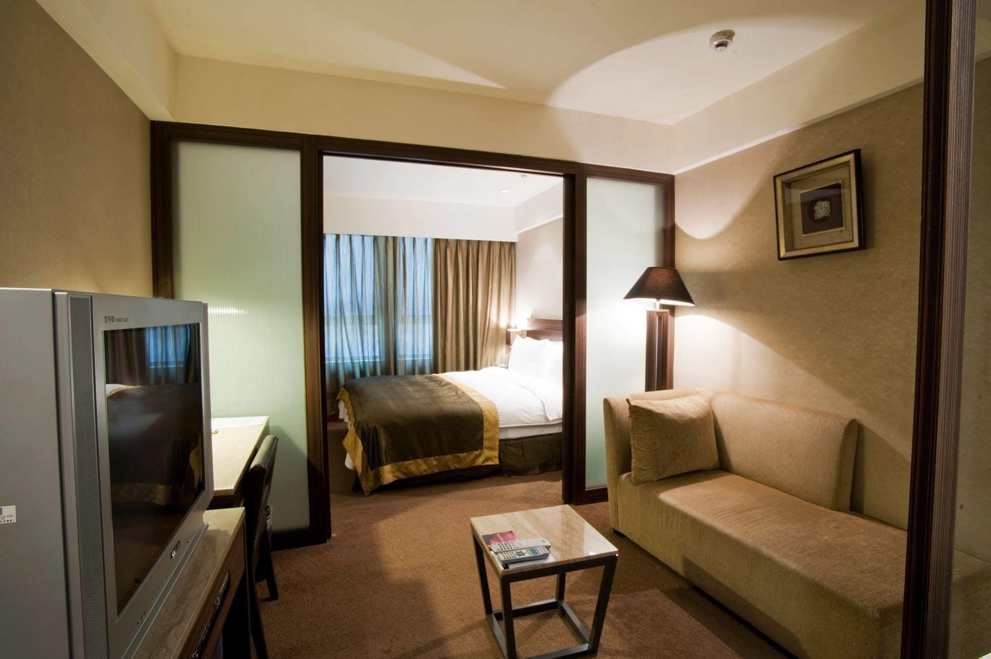 Hotel The Tango Linsen 4*