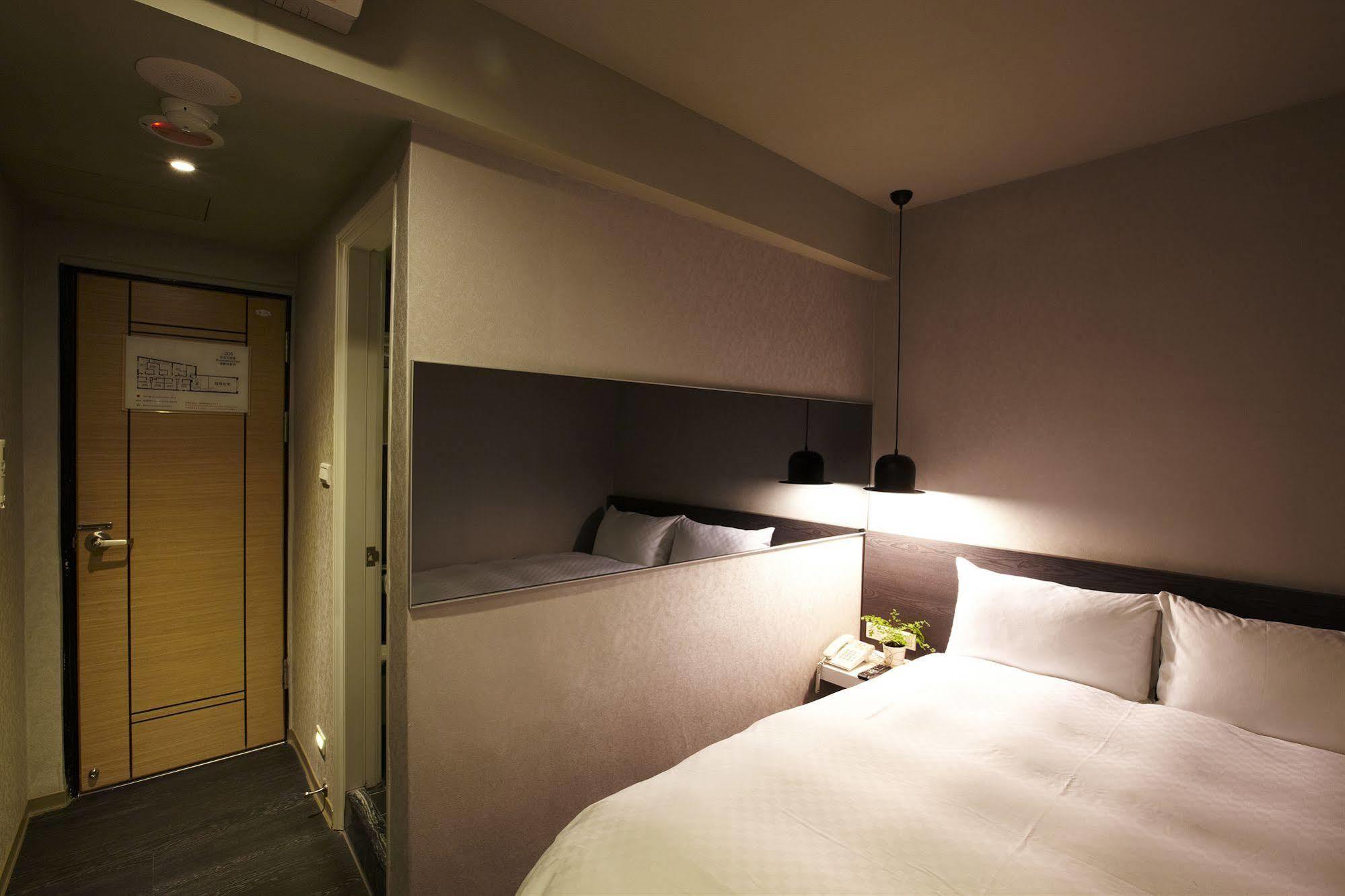 Main Hotel 2*