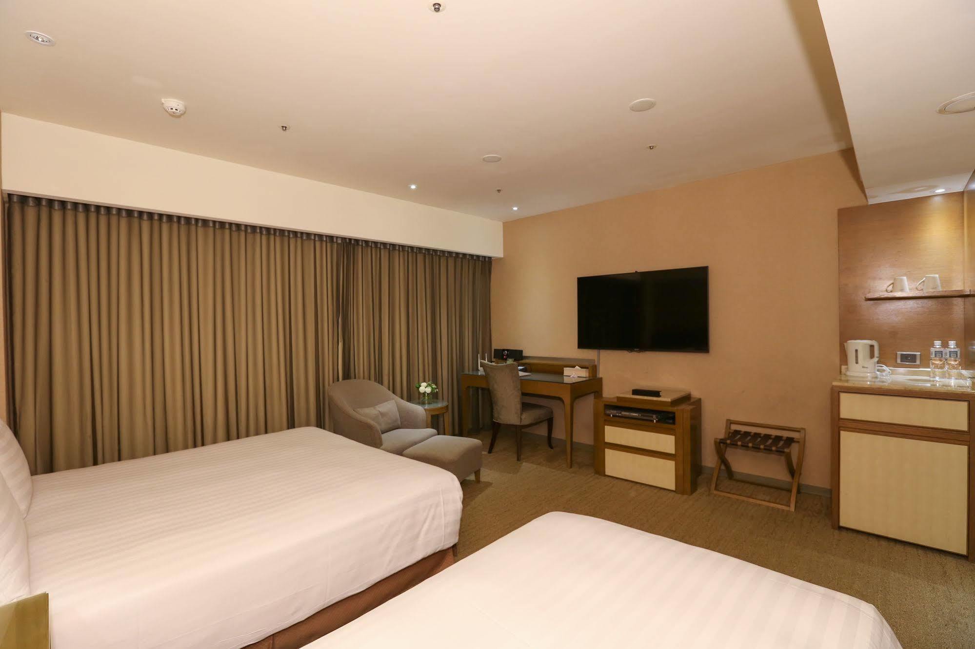 Fullerton - South 4*