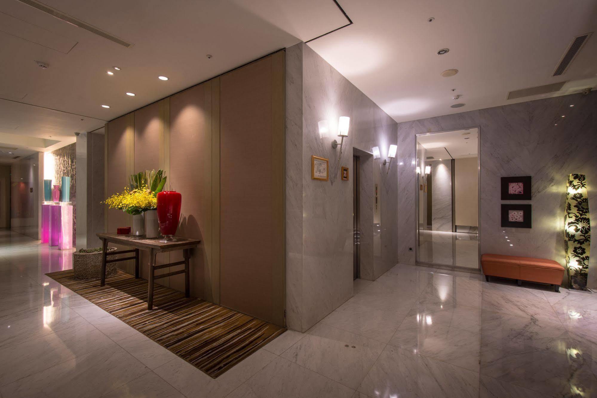 Grandee 4* Taipei