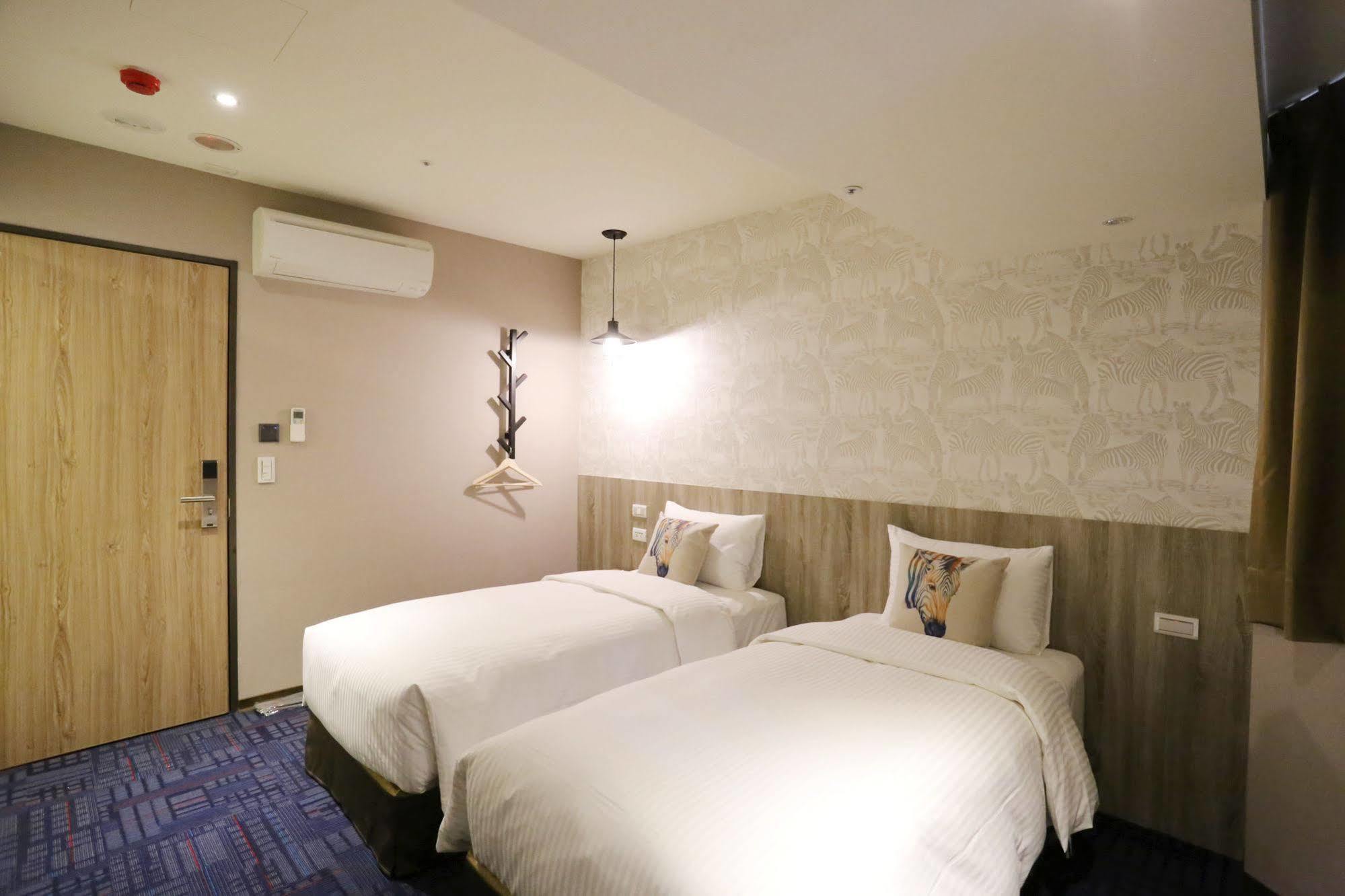 Inn Ark - Changan Fuxing方舟商業股份有限公司 Taipei