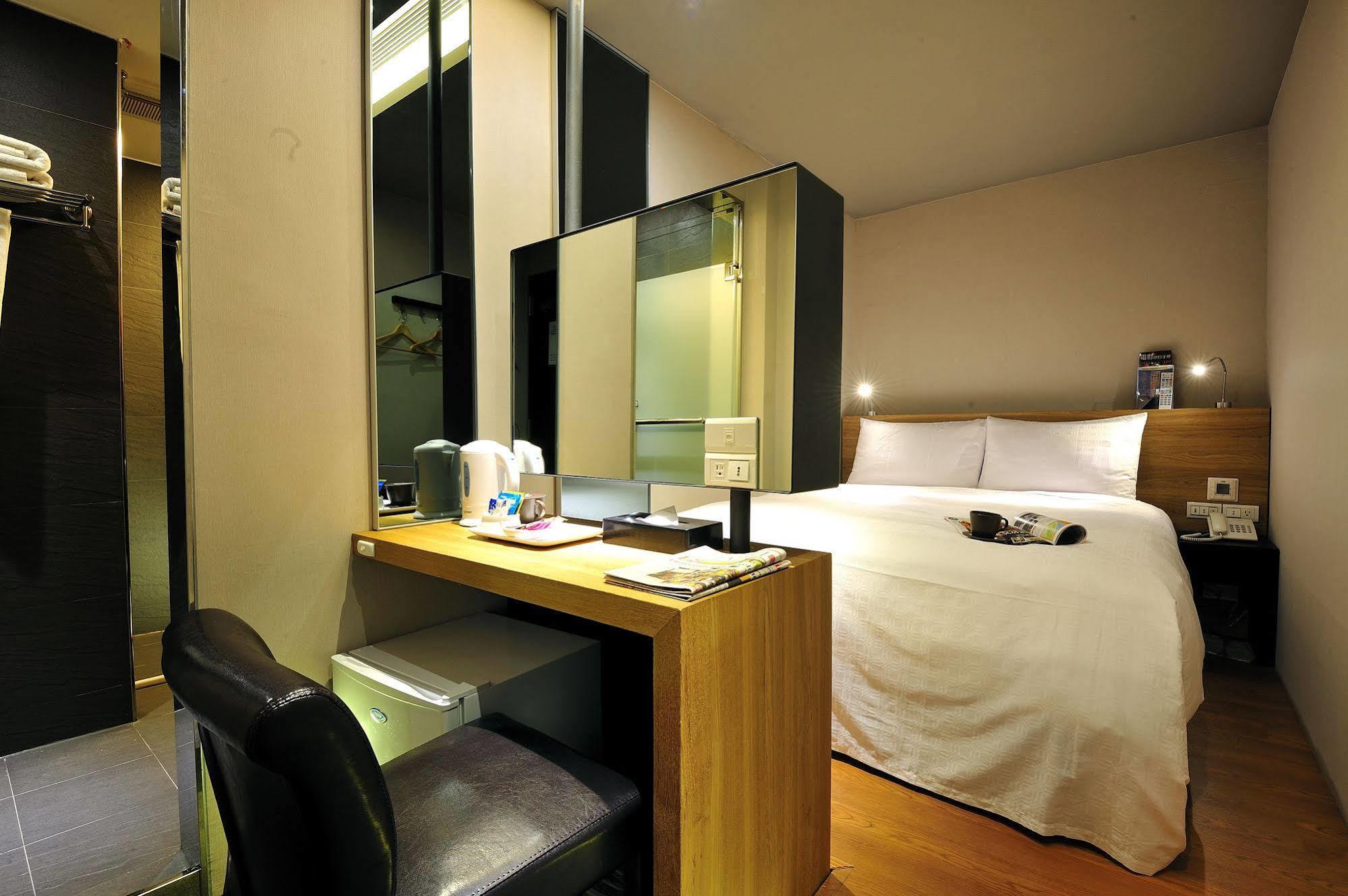 Forward Ii Inn Taipei