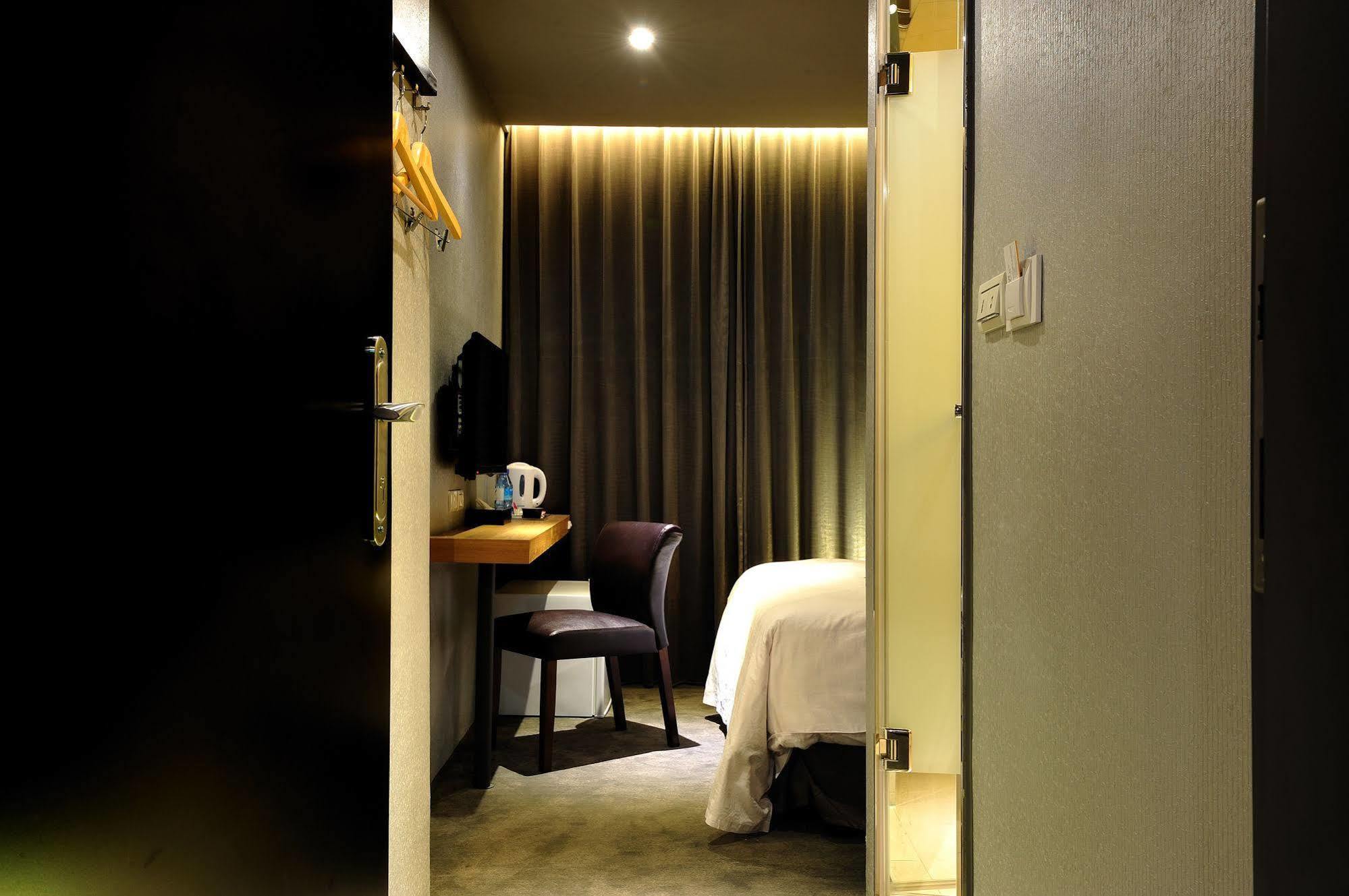 Forward Ii Inn 3*