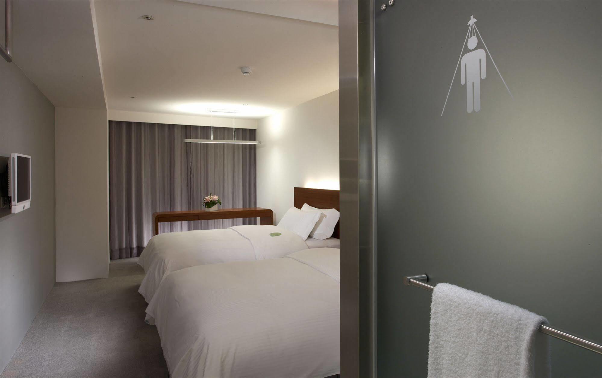 Just Sleep - Ximending Hotel 4*