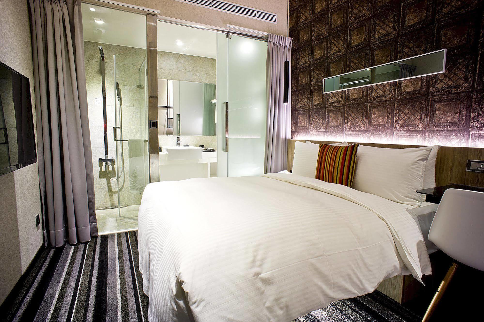 Hotel Via - Zhongxiao Taipei