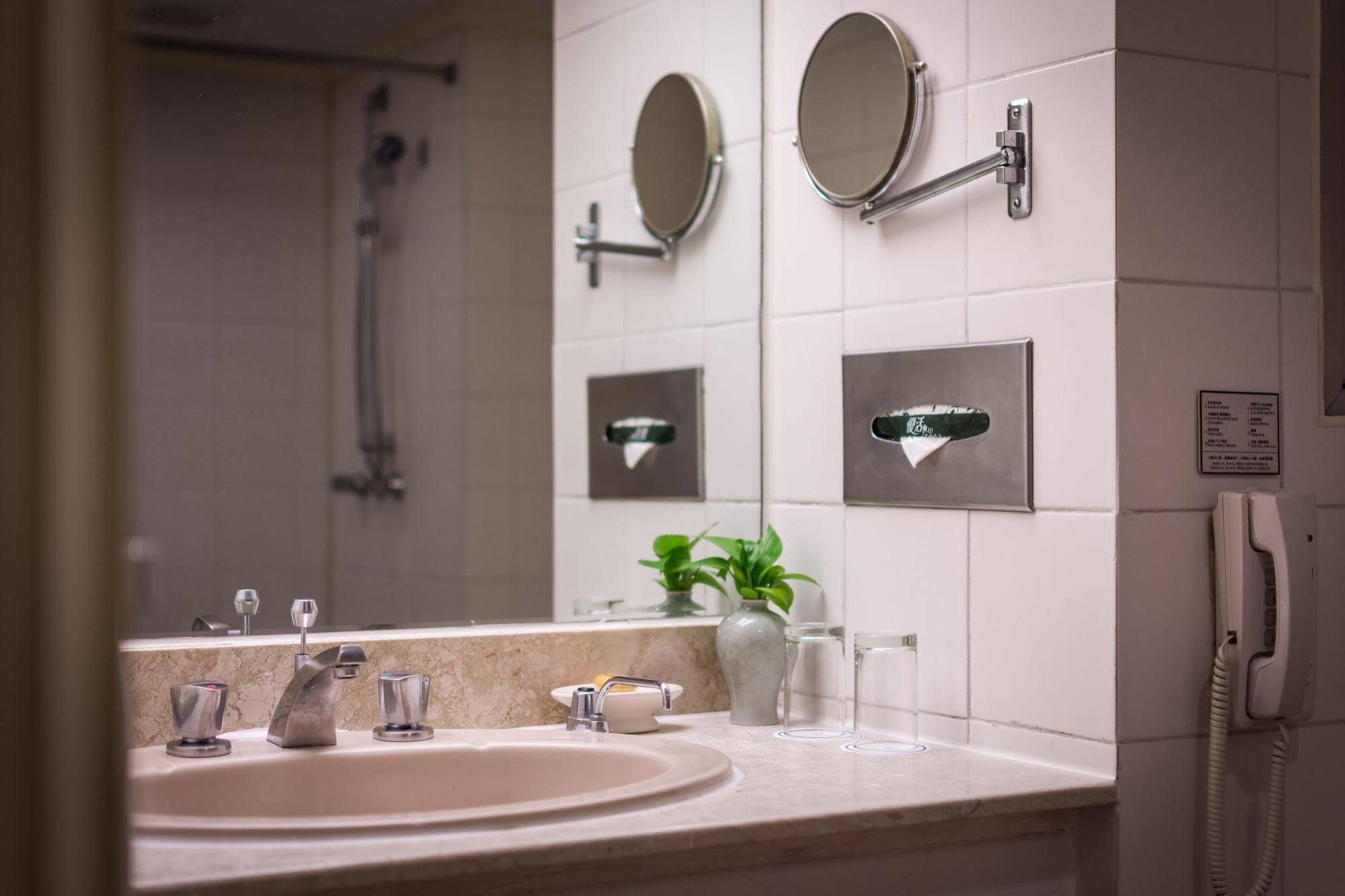 Fullerton - East Hotel 4*