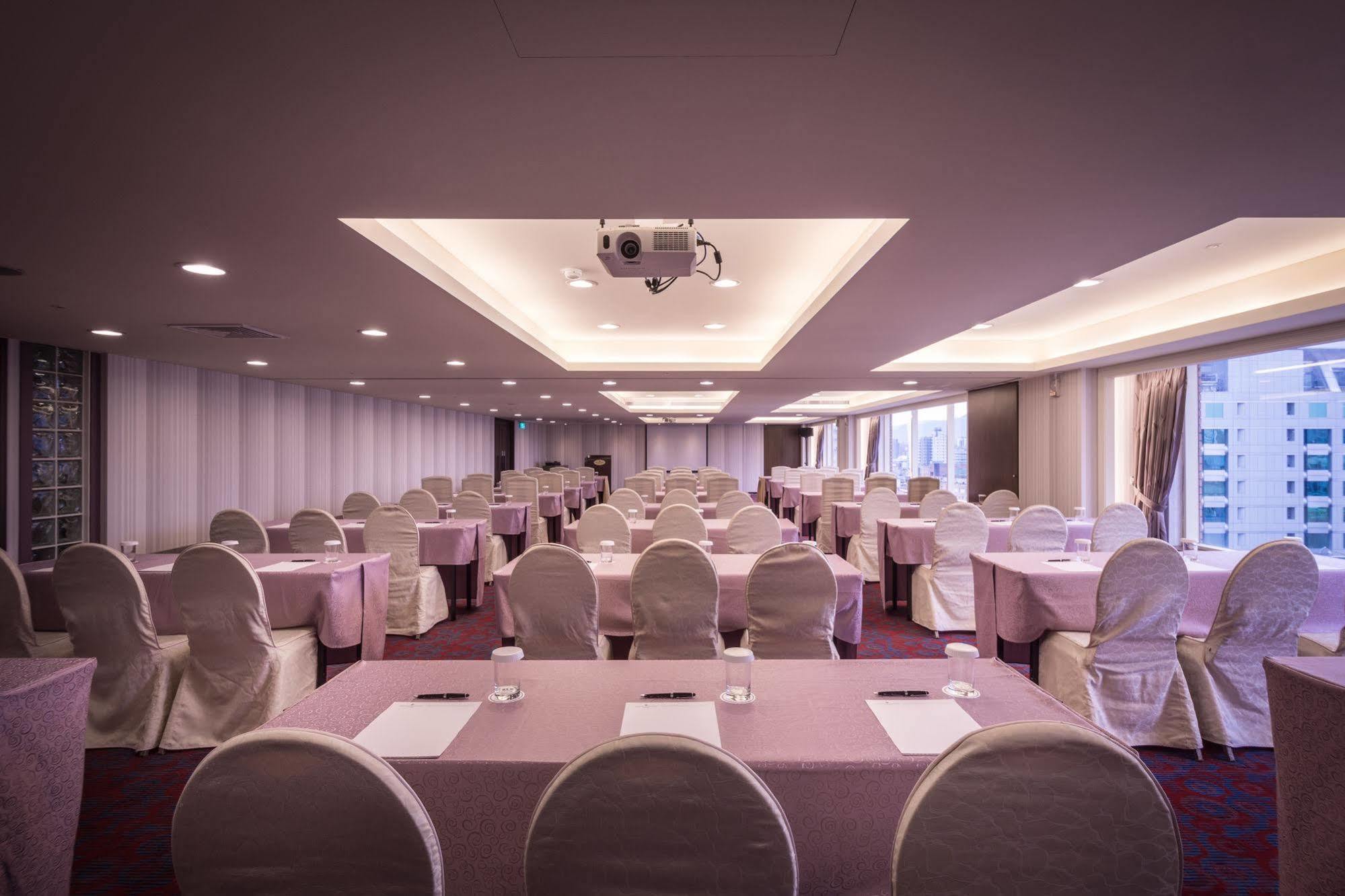 Hotel Fullerton - East Taipei