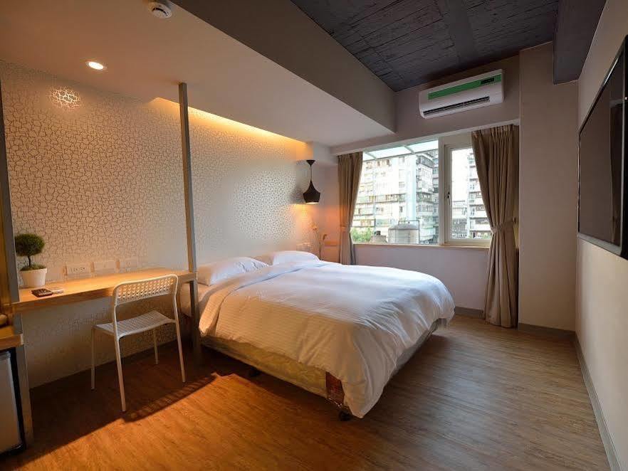 Apartment Jing Don B Taipei