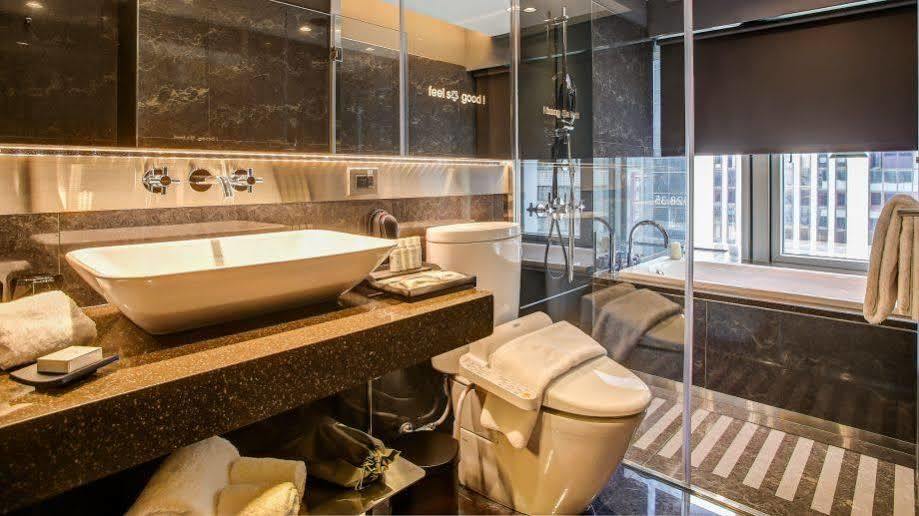 Check Nanjing Hotel 4*