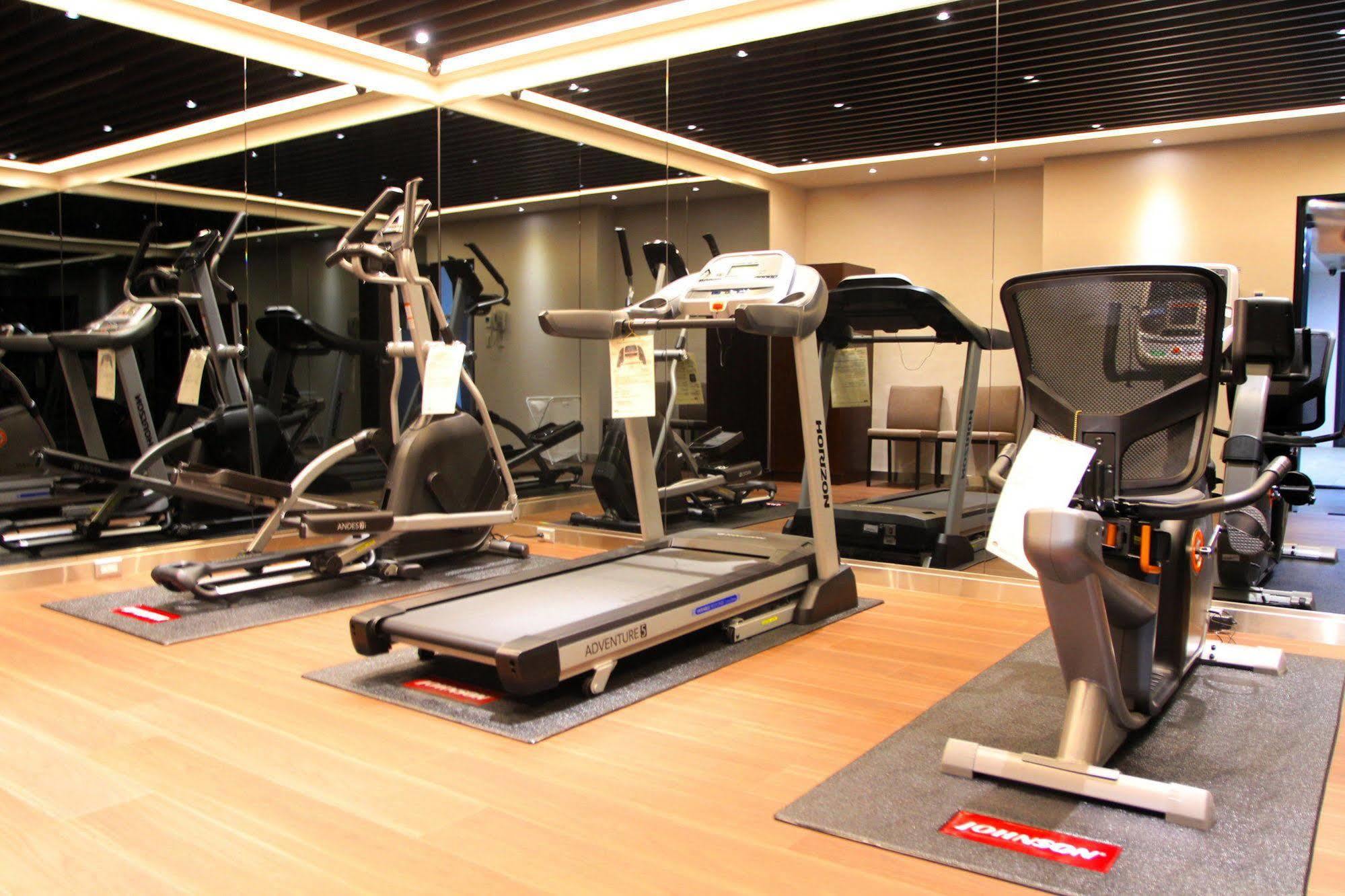 Uinn Business Hotel-shihlin Hotel 4*