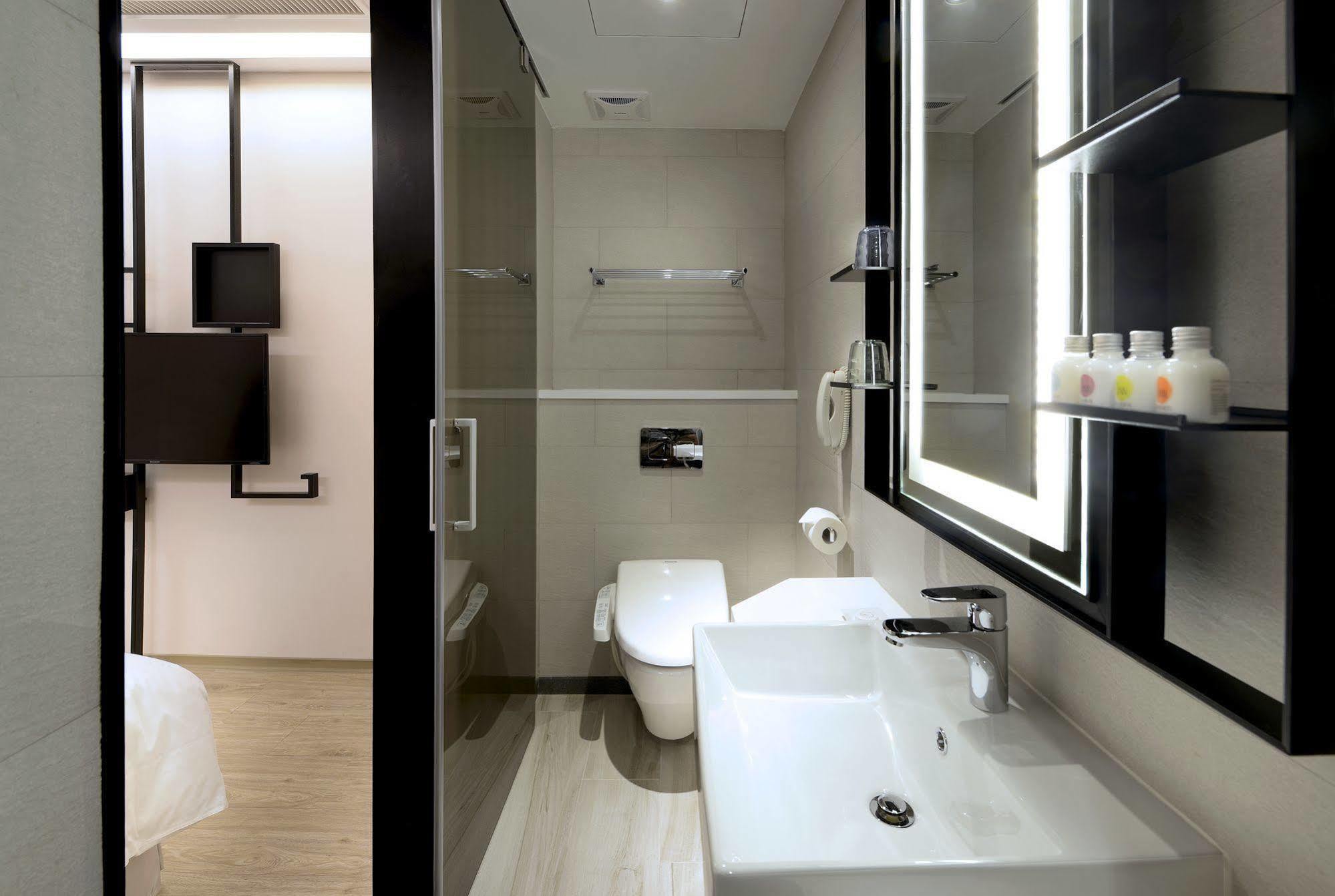 Uinn Business Hotel-shihlin Hotel