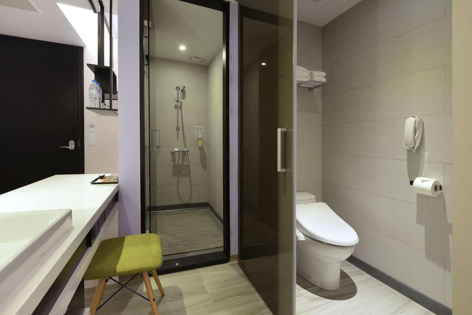 Uinn Business Hotel-shihlin 4* Taipei