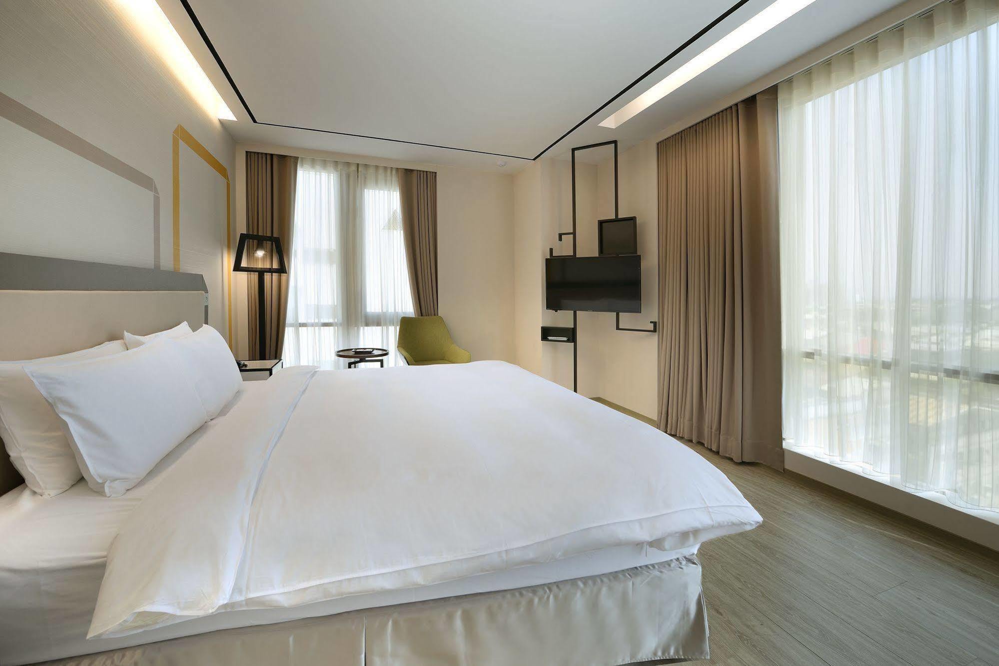 Uinn Business Hotel-shihlin 4* Taipei