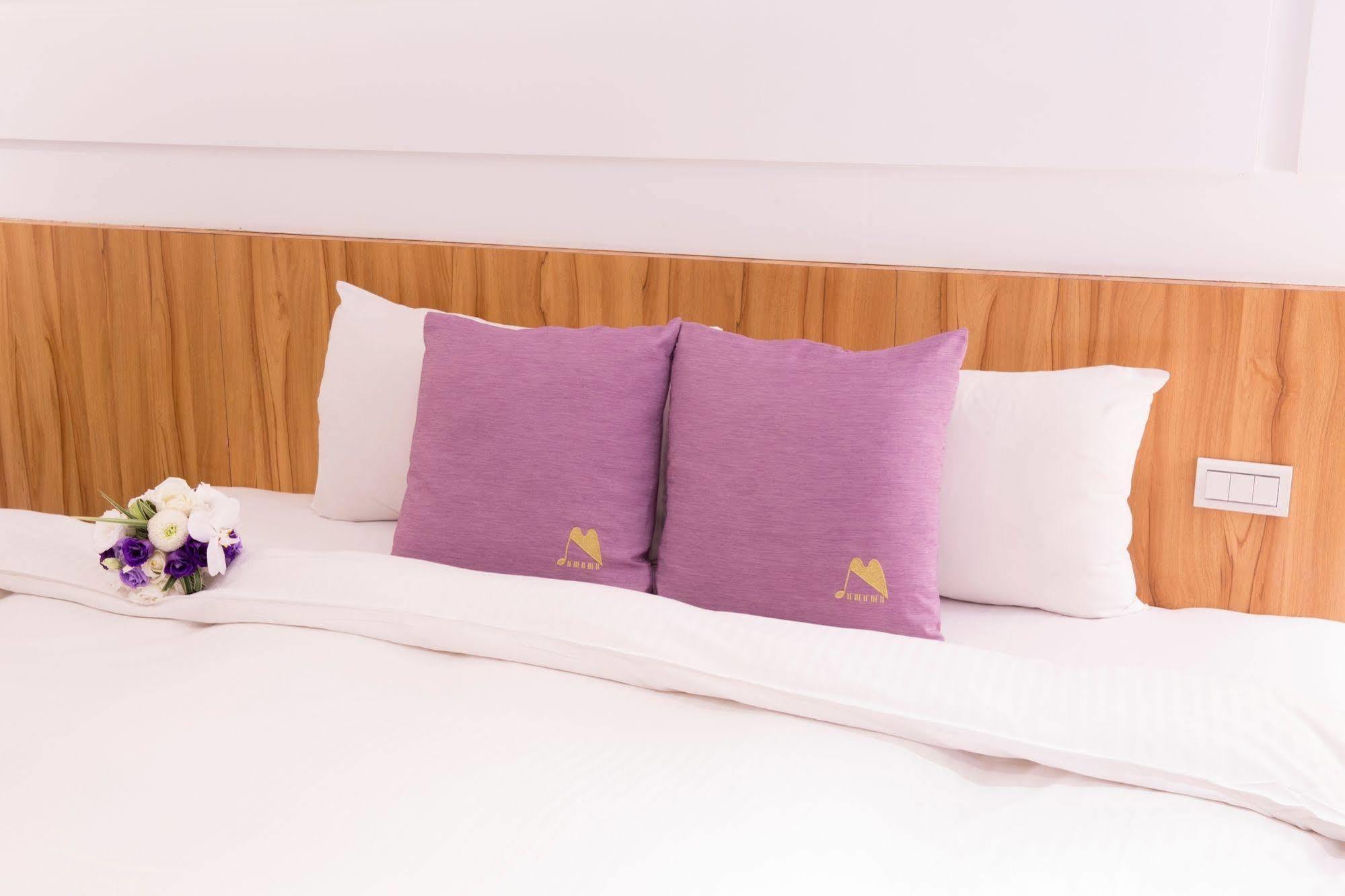 Hotel Muzik - Ximending Xining Branch 3*